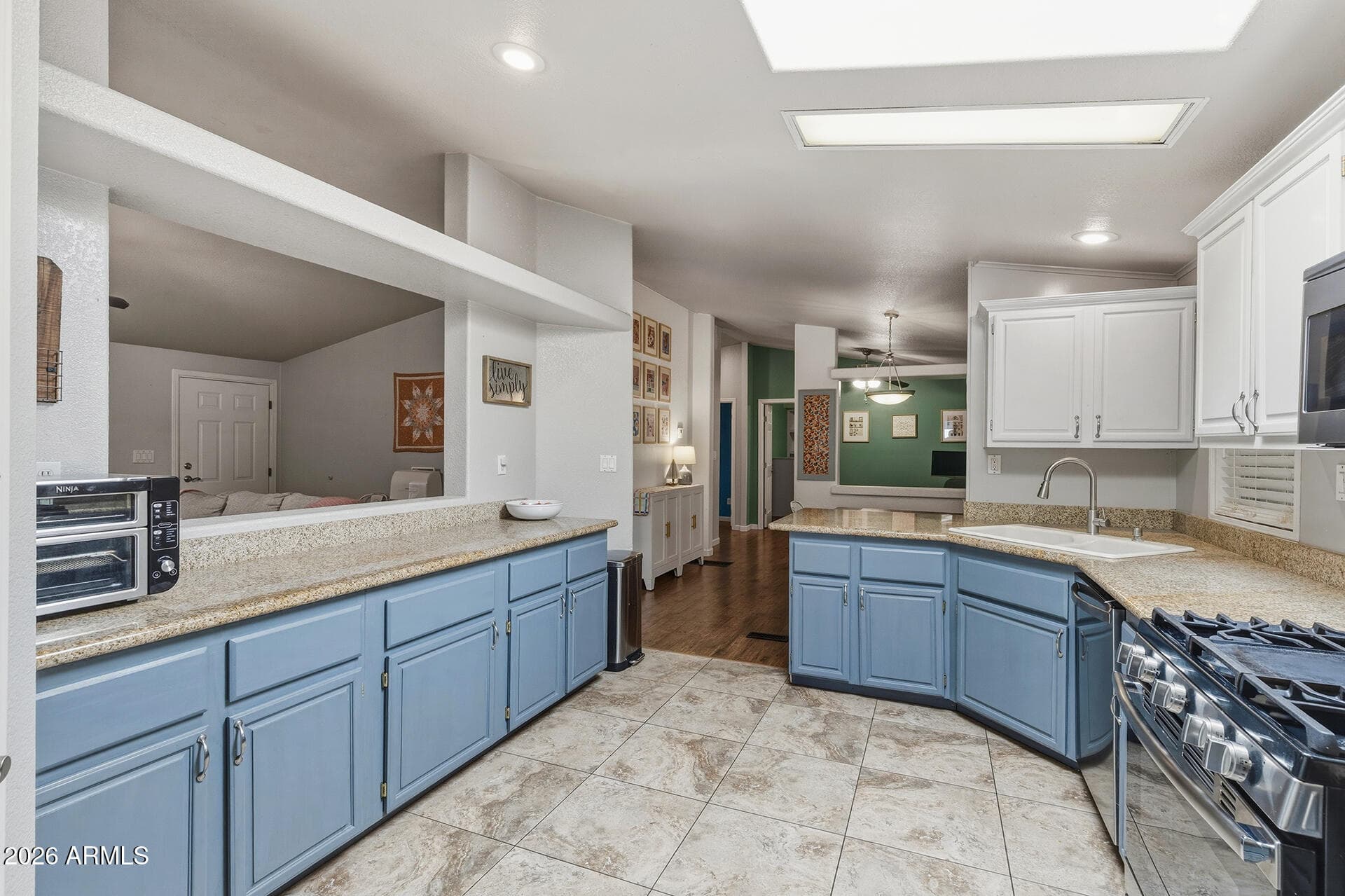 2907 E SEQUOIA Drive, Phoenix, AZ 85050 — photo 28 of 55