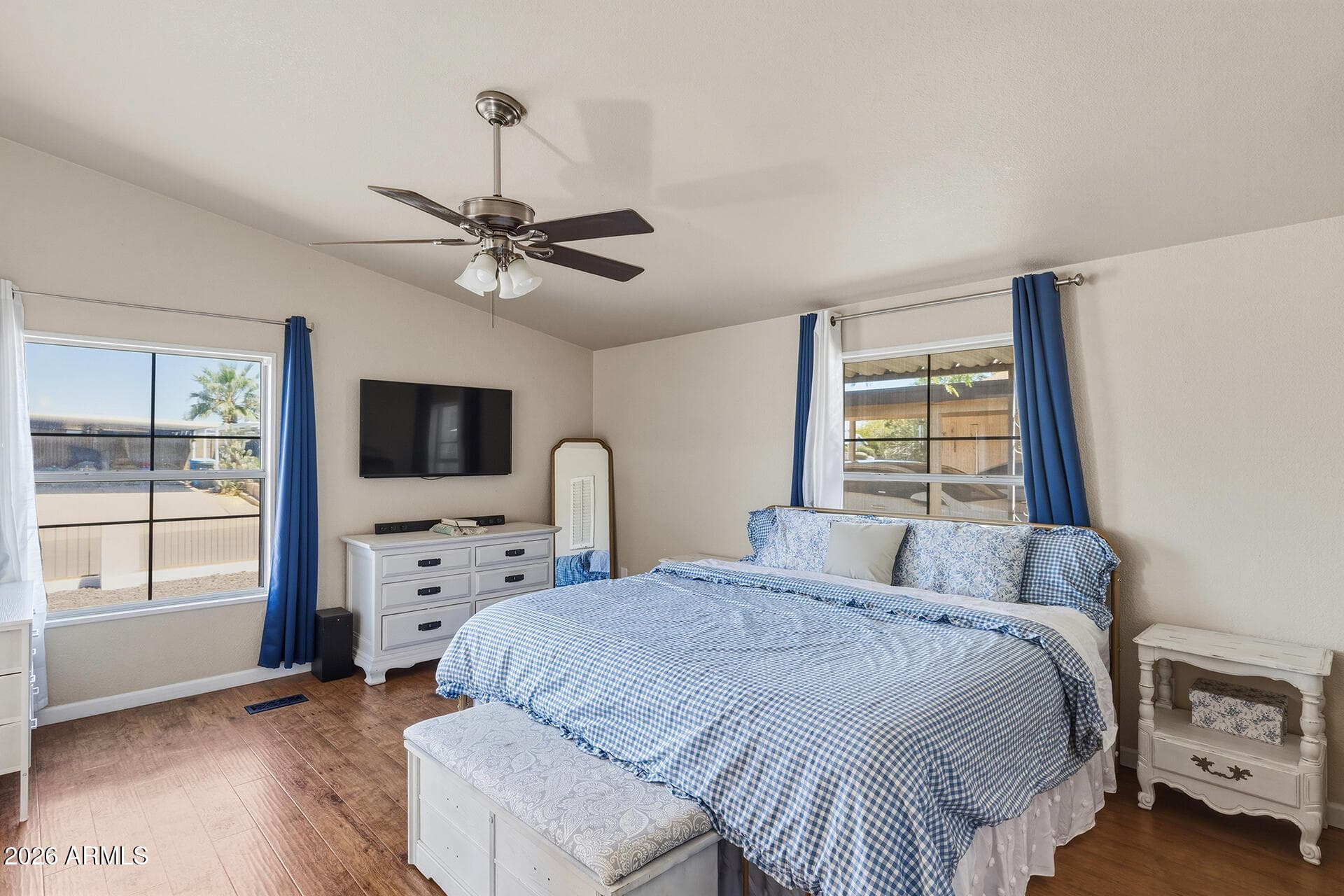 2907 E SEQUOIA Drive, Phoenix, AZ 85050 — photo 43 of 55