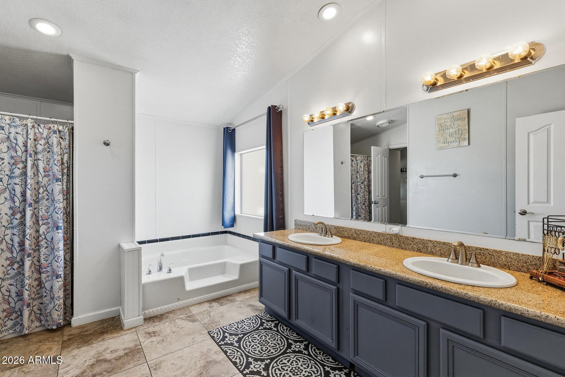 2907 E SEQUOIA Drive, Phoenix, AZ 85050 — photo 49 of 55