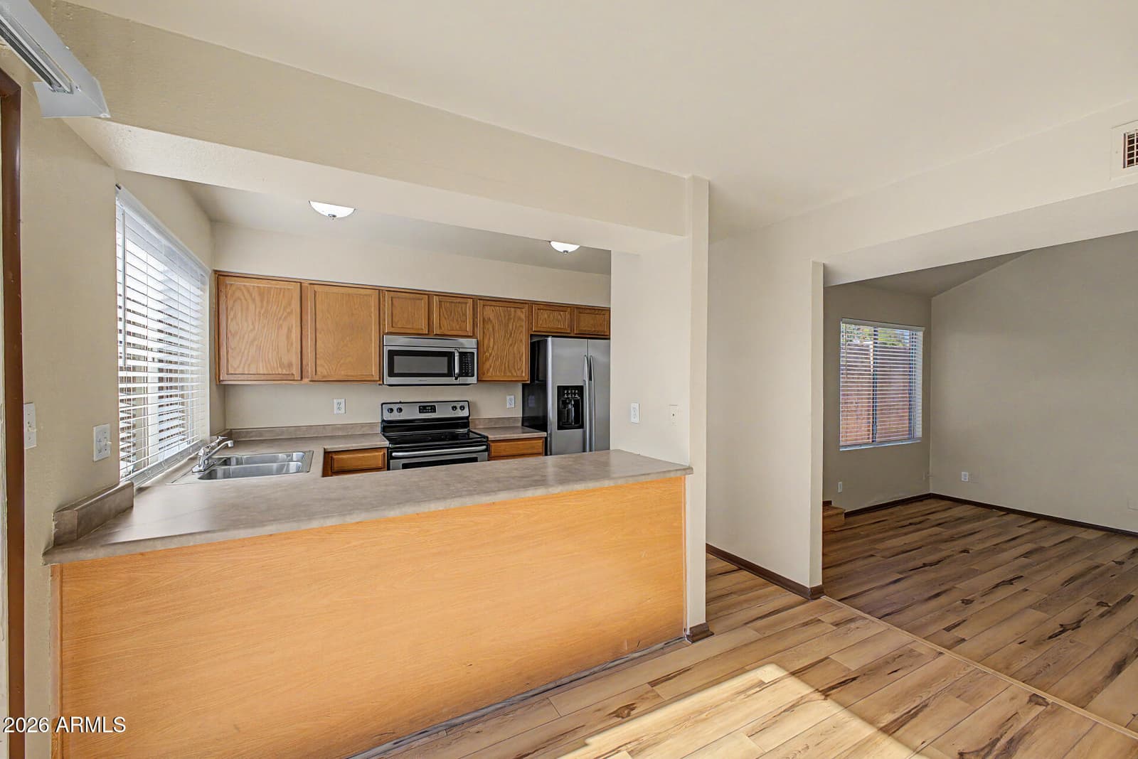 826 S CASITAS Drive B, Tempe, AZ 85281 — photo 7 of 24