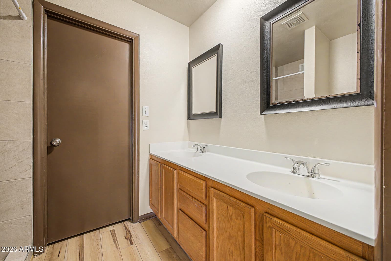 826 S CASITAS Drive B, Tempe, AZ 85281 — photo 13 of 24