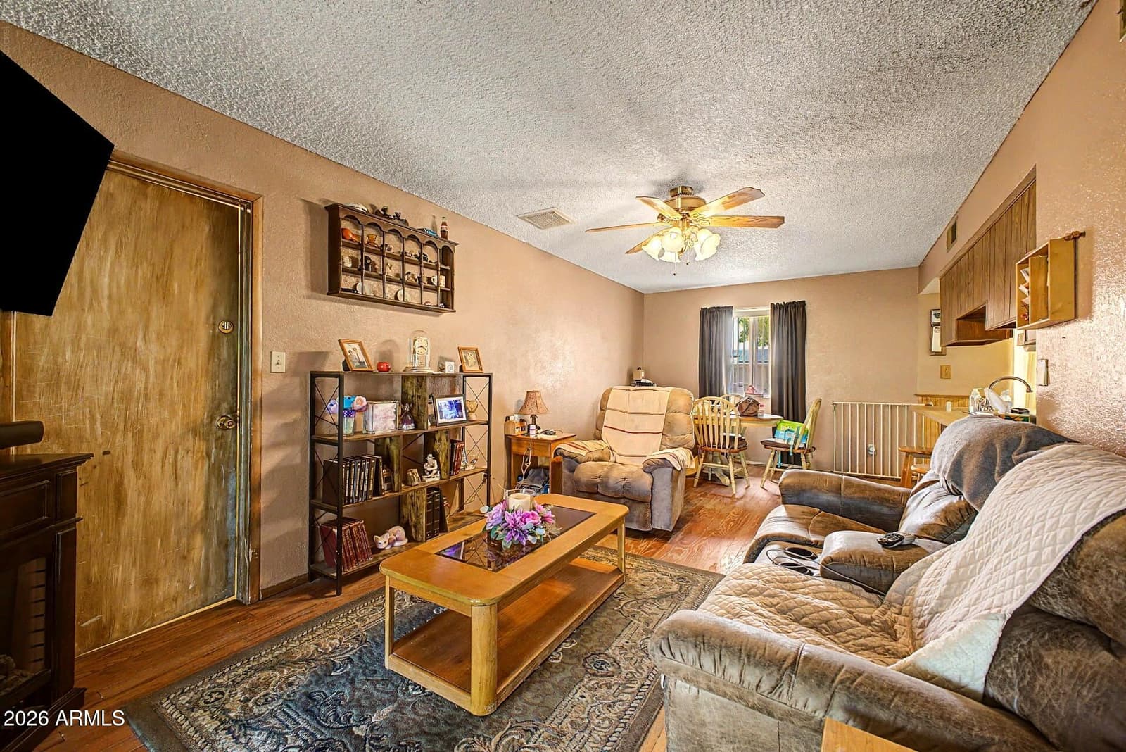 313 W PIUTE Avenue, Phoenix, AZ 85027 — photo 11 of 28