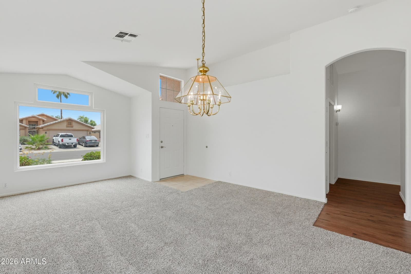 972 E CONSTITUTION Drive, Chandler, AZ 85225 — photo 5 of 36