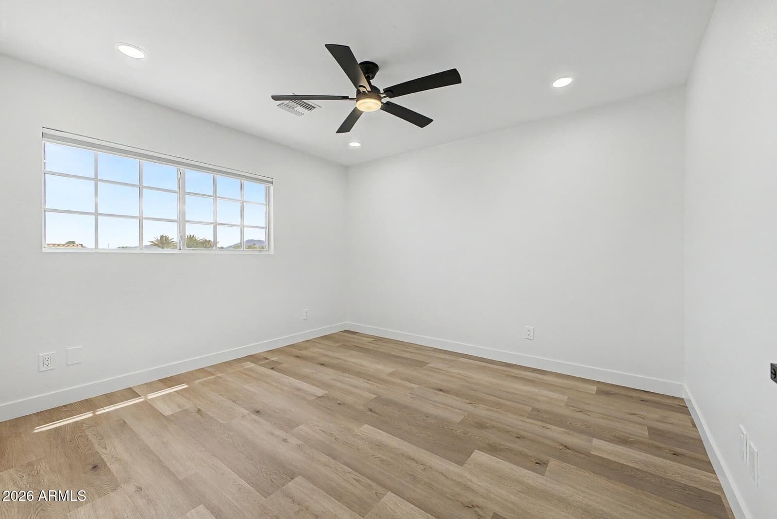 1426 E AMBERWOOD Drive, Phoenix, AZ 85048 — photo 37 of 55