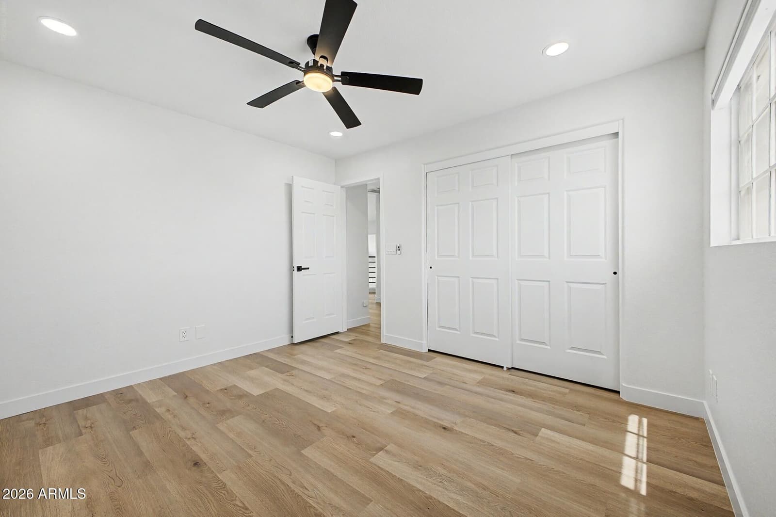 1426 E AMBERWOOD Drive, Phoenix, AZ 85048 — photo 38 of 55