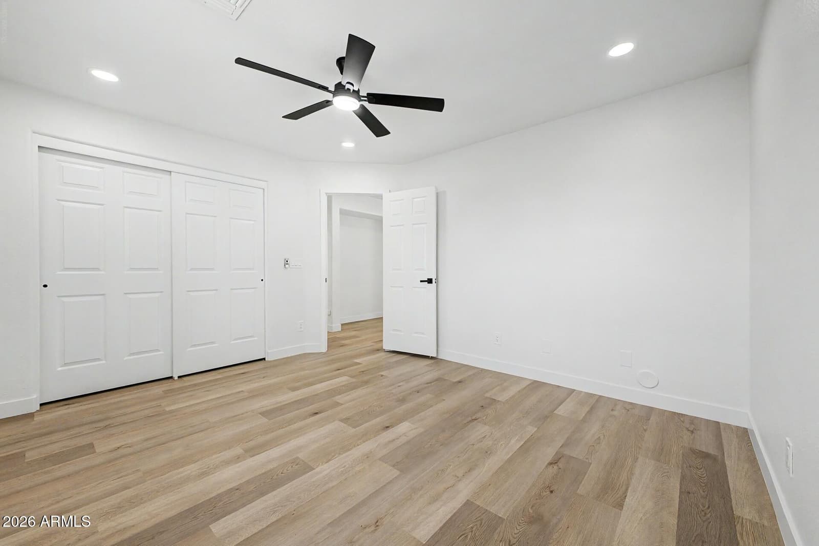 1426 E AMBERWOOD Drive, Phoenix, AZ 85048 — photo 40 of 55