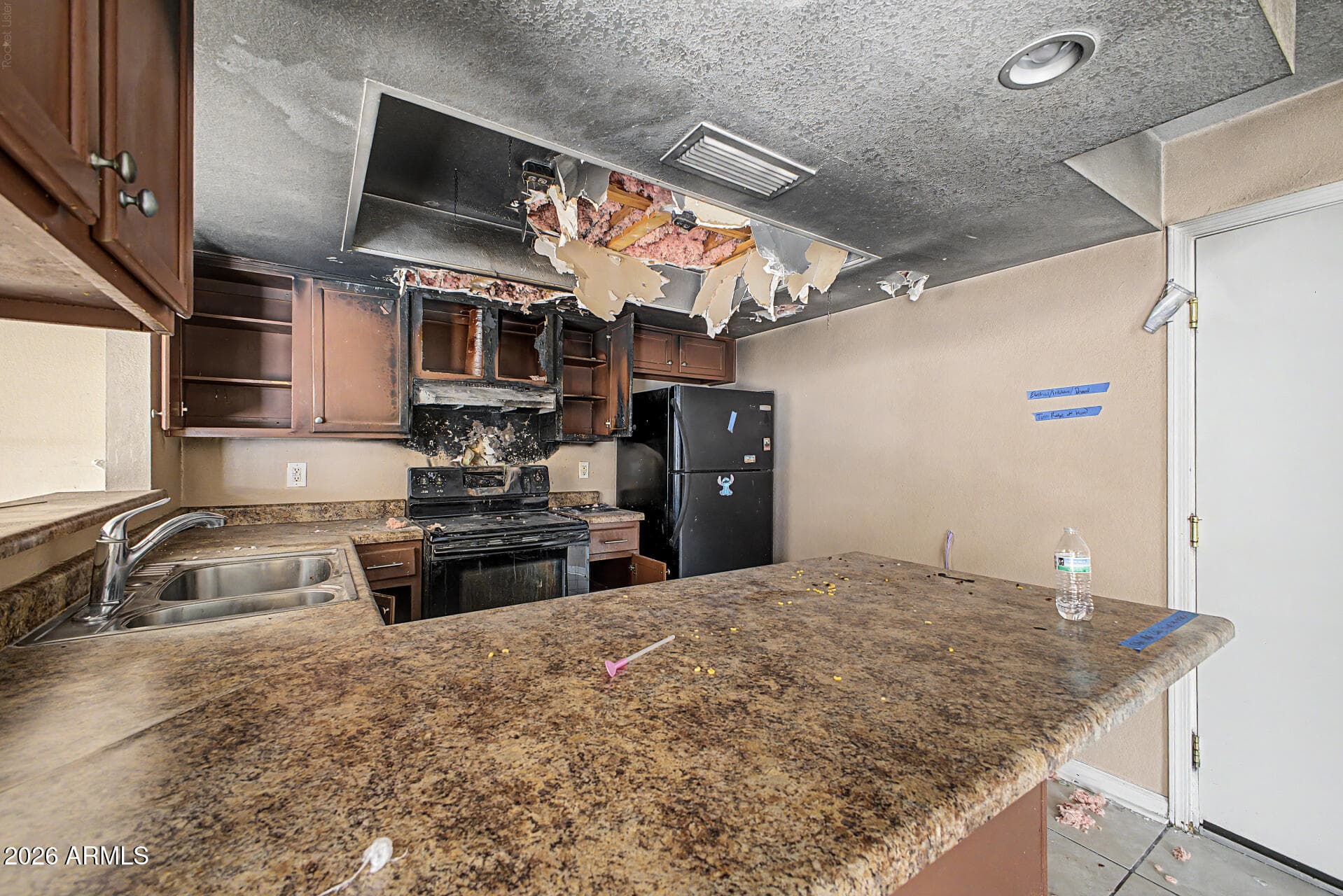 8925 W MEADOWBROOK Avenue, Phoenix, AZ 85037 — photo 10 of 35