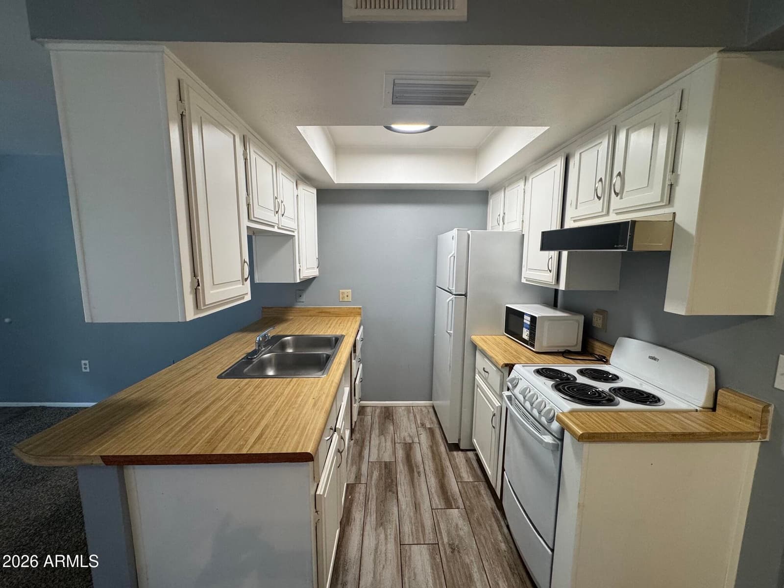 461 W HOLMES Avenue 228, Mesa, AZ 85210 — photo 4 of 8