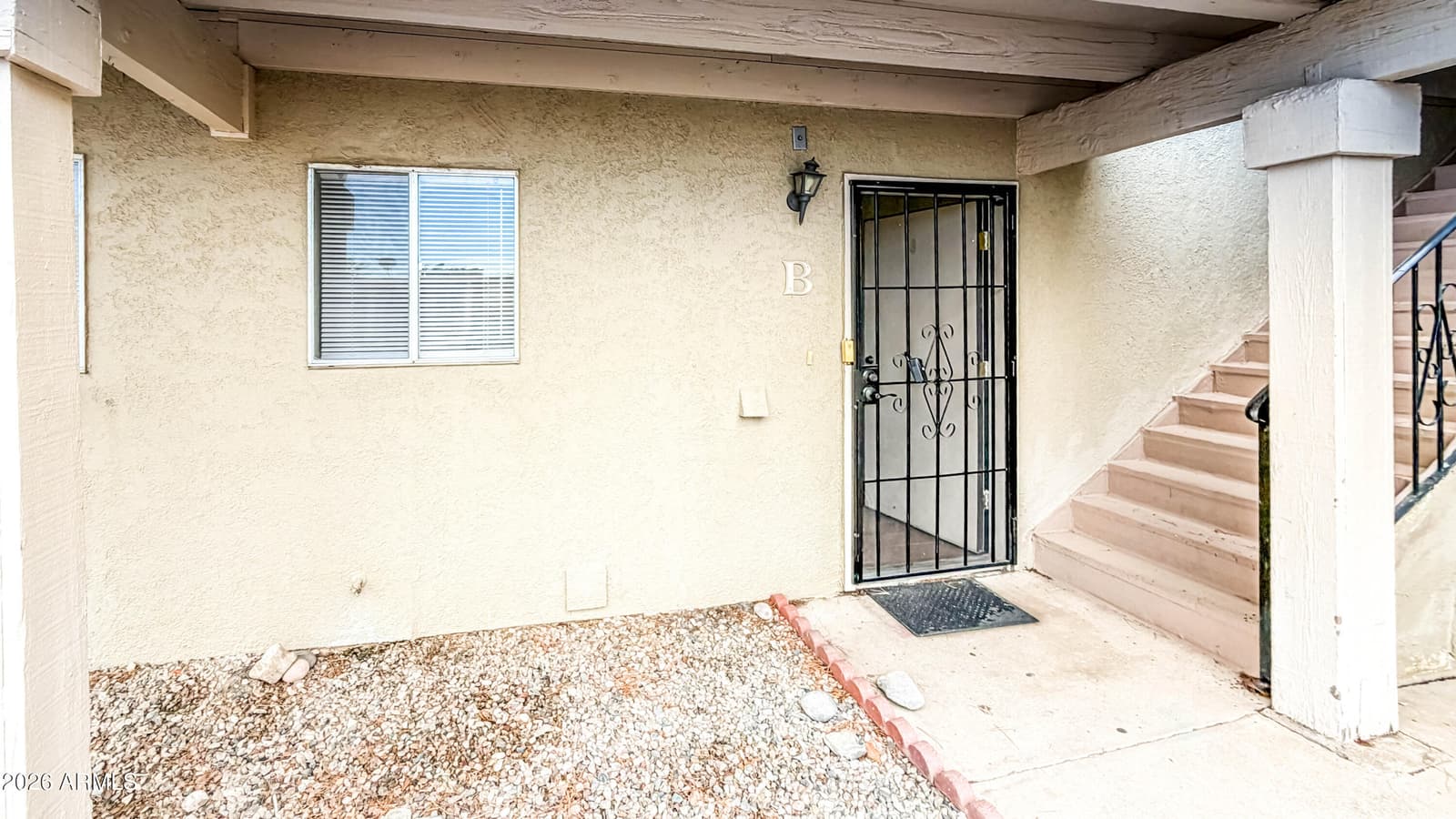 4423 PLAZA Vista B, Sierra Vista, AZ 85635 — photo 1 of 32