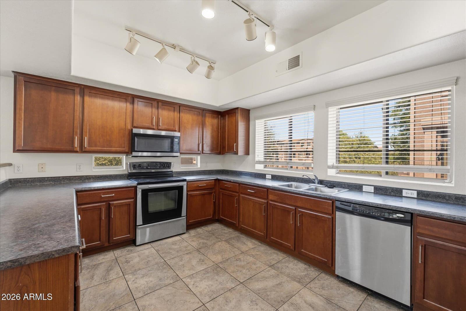 2401 E RIO SALADO Parkway 1068, Tempe, AZ 85288 — photo 10 of 41