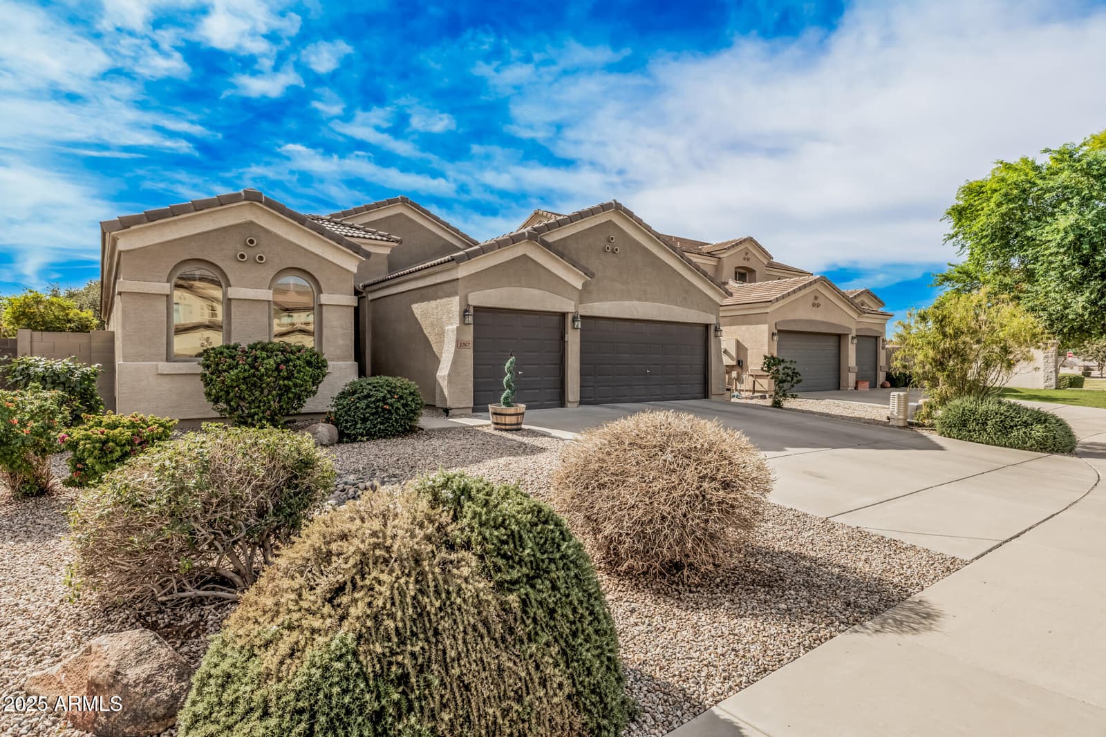 1767 W AGRARIAN HILLS Drive, San Tan Valley, AZ 85144 — photo 3 of 35
