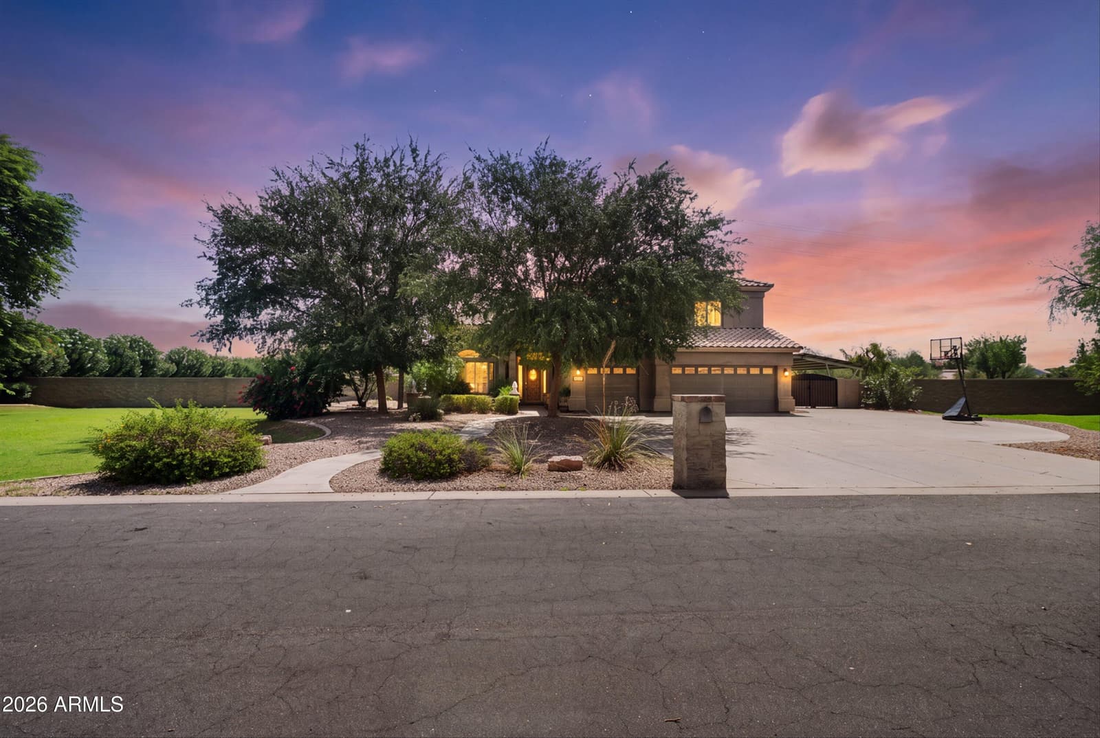 241 S Equestrian Court, Gilbert, AZ 85296 — photo 1 of 82