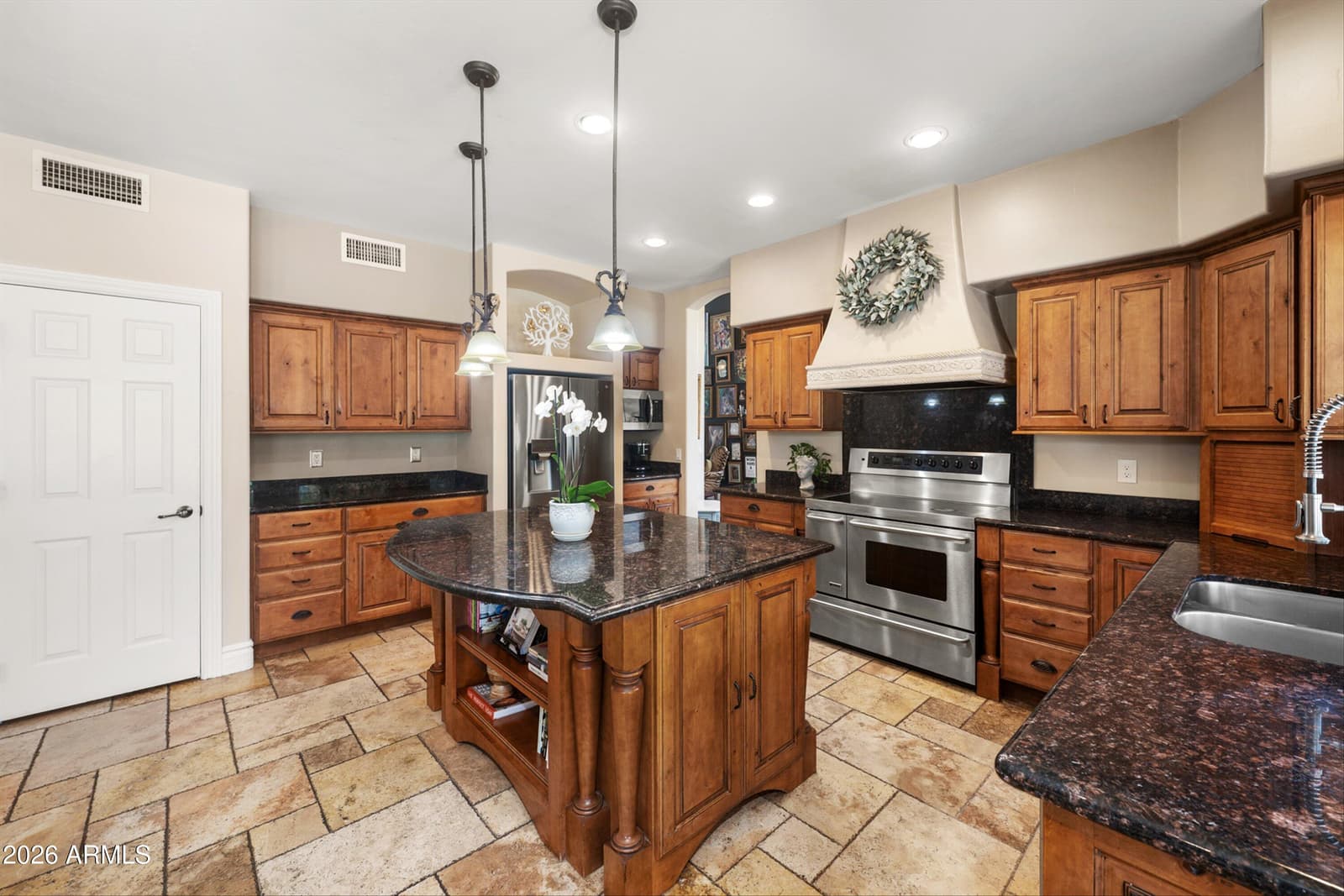 241 S Equestrian Court, Gilbert, AZ 85296 — photo 16 of 82