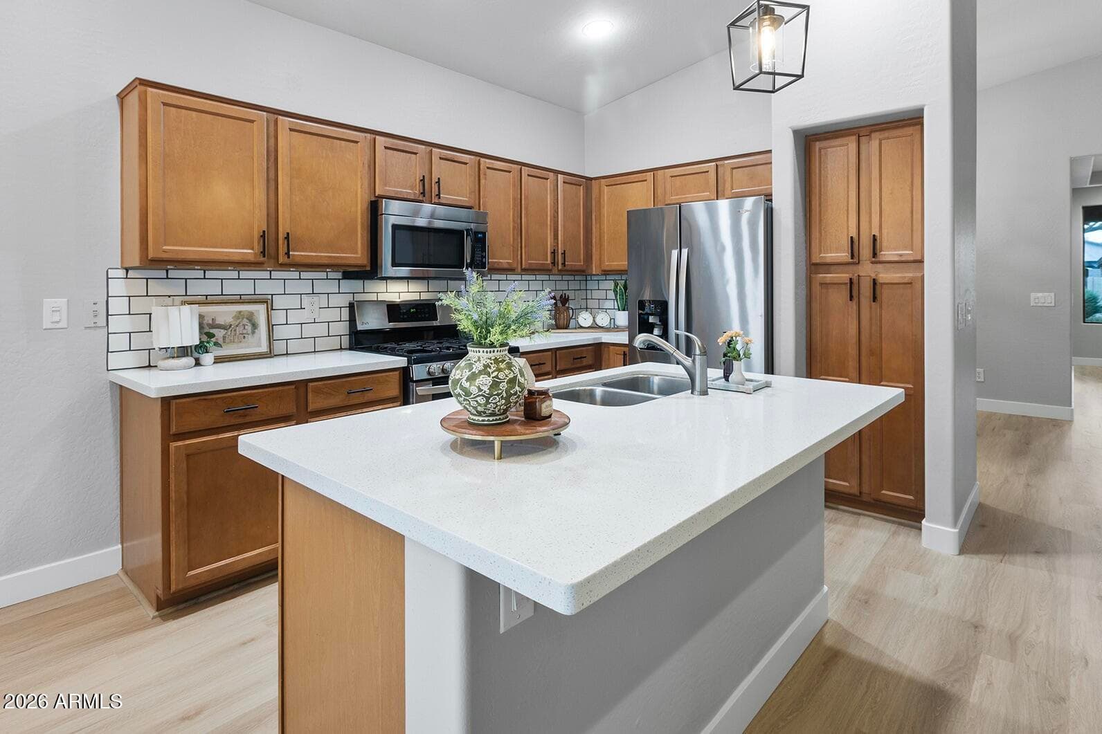 10361 W FOOTHILL Drive, Peoria, AZ 85383 — photo 4 of 43