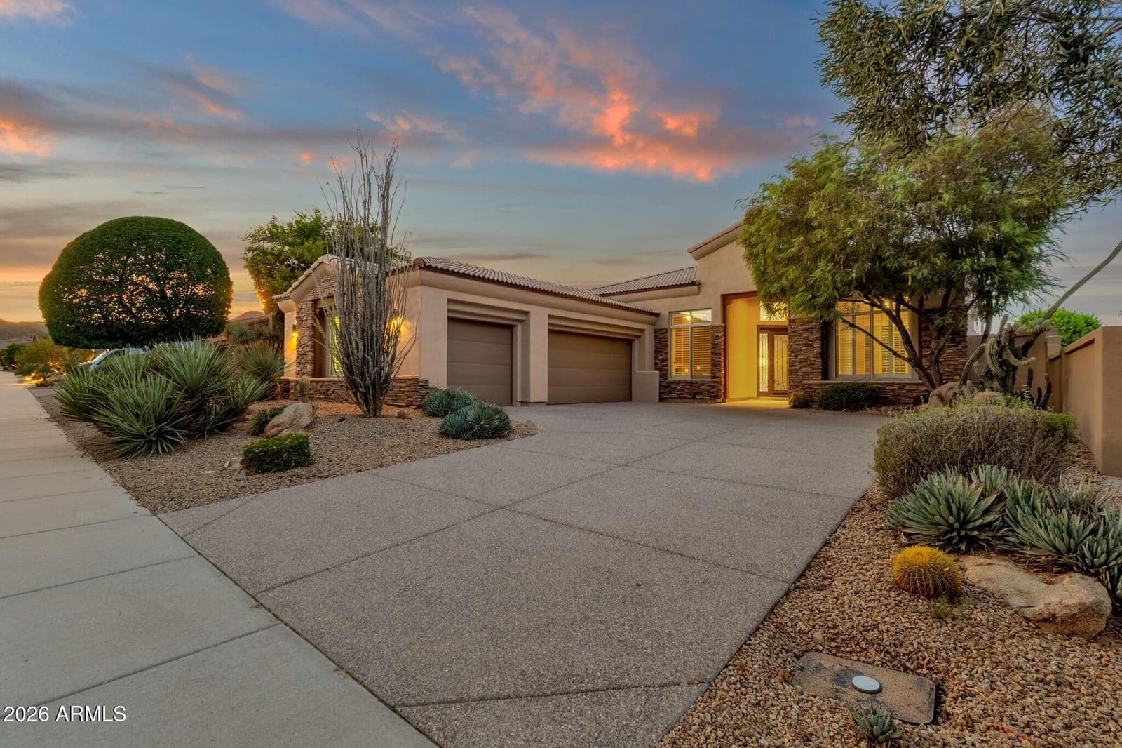 15836 E BRITTLEBUSH Lane, Fountain Hills, AZ 85268 — photo 1 of 53