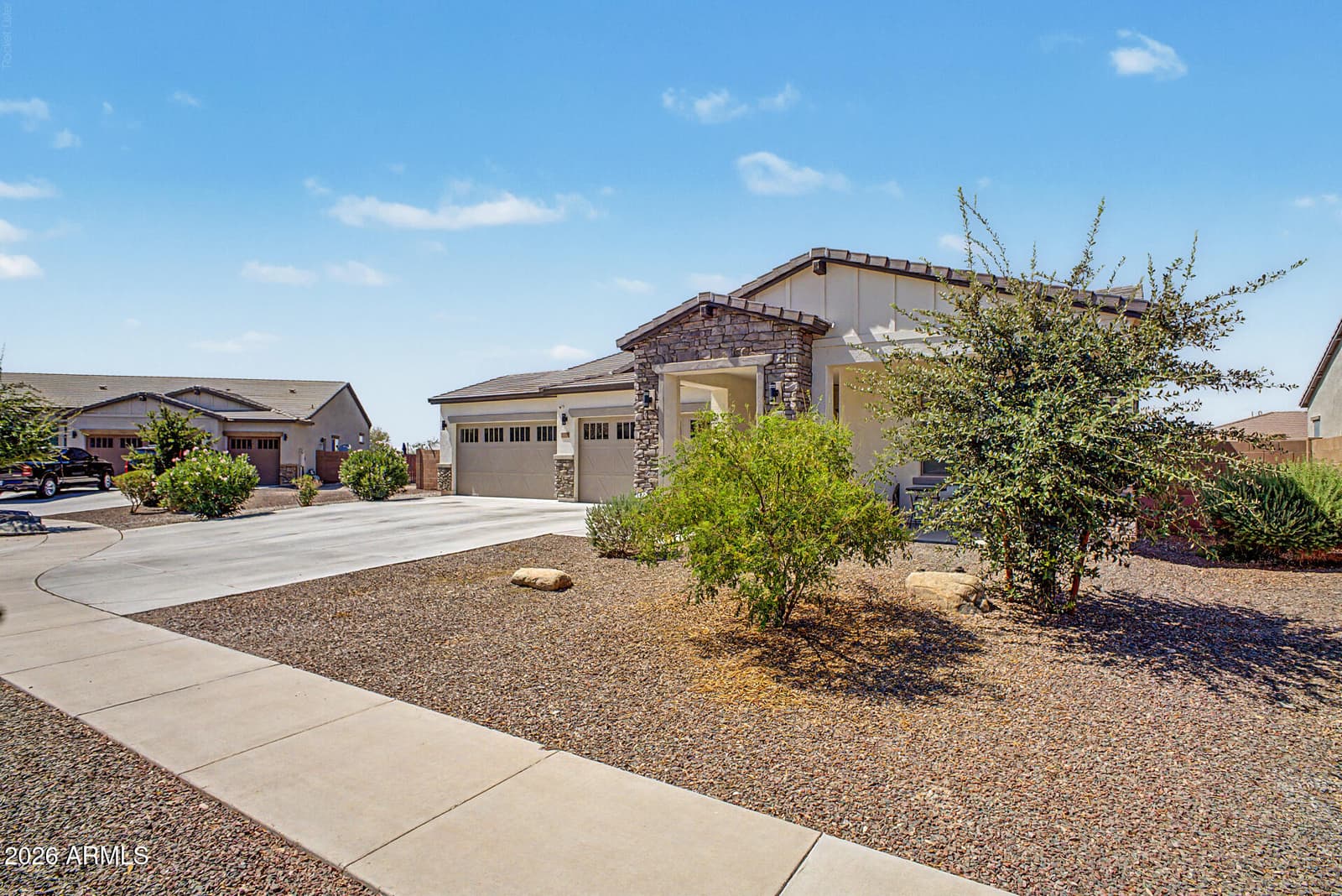 2228 W ALLEN Street, Phoenix, AZ 85041 — photo 5 of 58