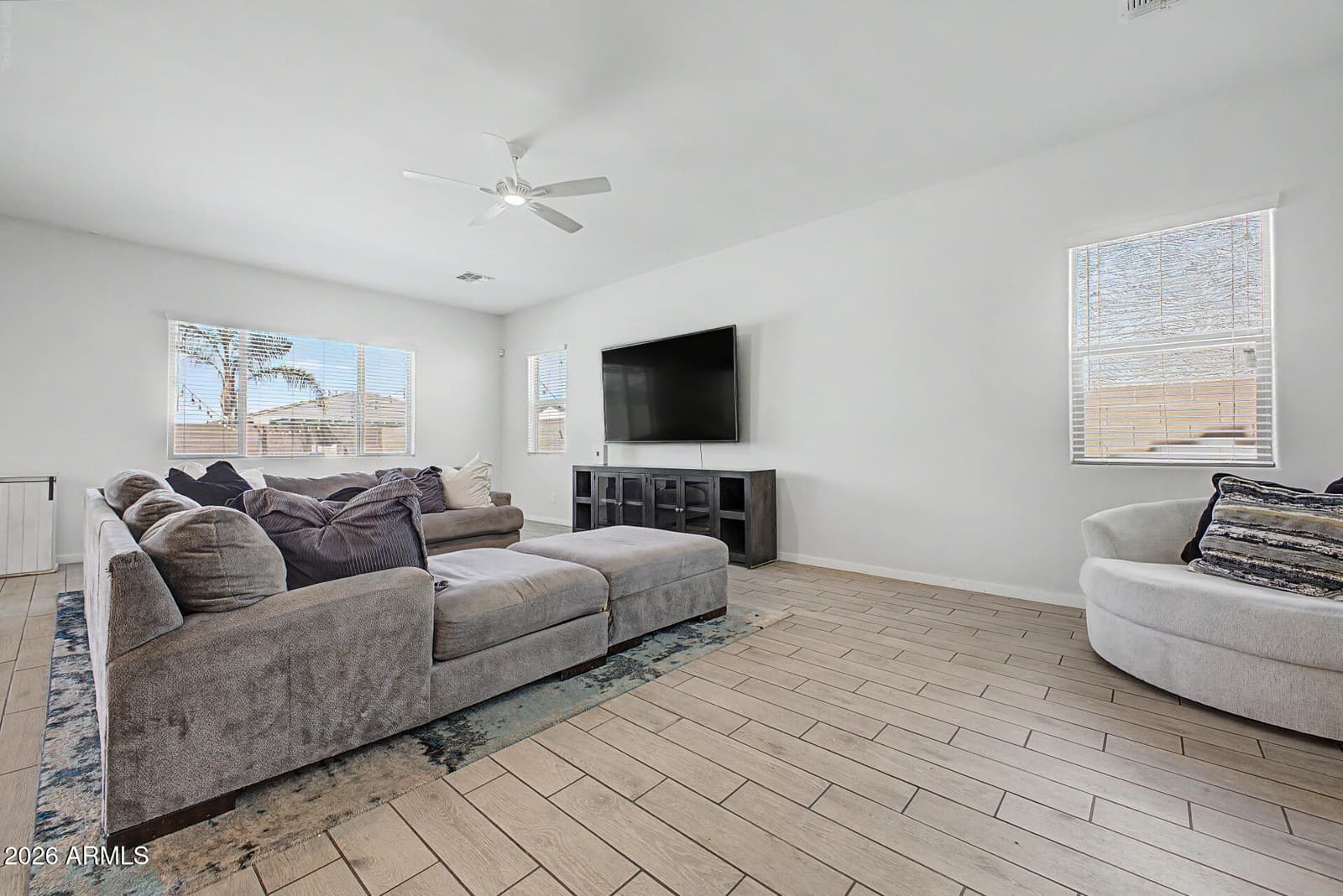 2228 W ALLEN Street, Phoenix, AZ 85041 — photo 9 of 58