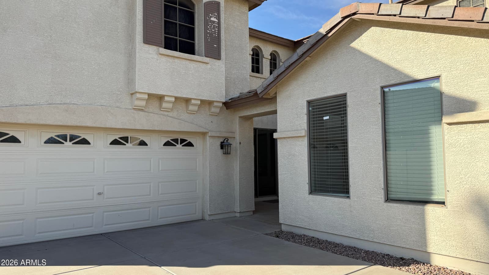 13916 N 135TH Drive, Surprise, AZ 85379 — photo 4 of 55