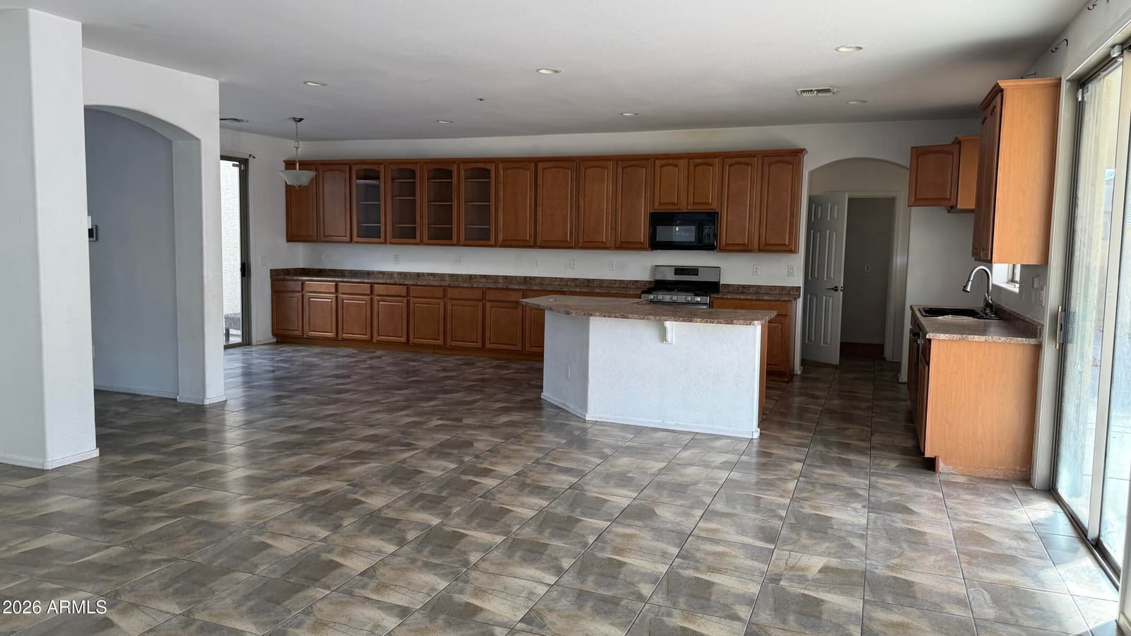 13916 N 135TH Drive, Surprise, AZ 85379 — photo 18 of 55