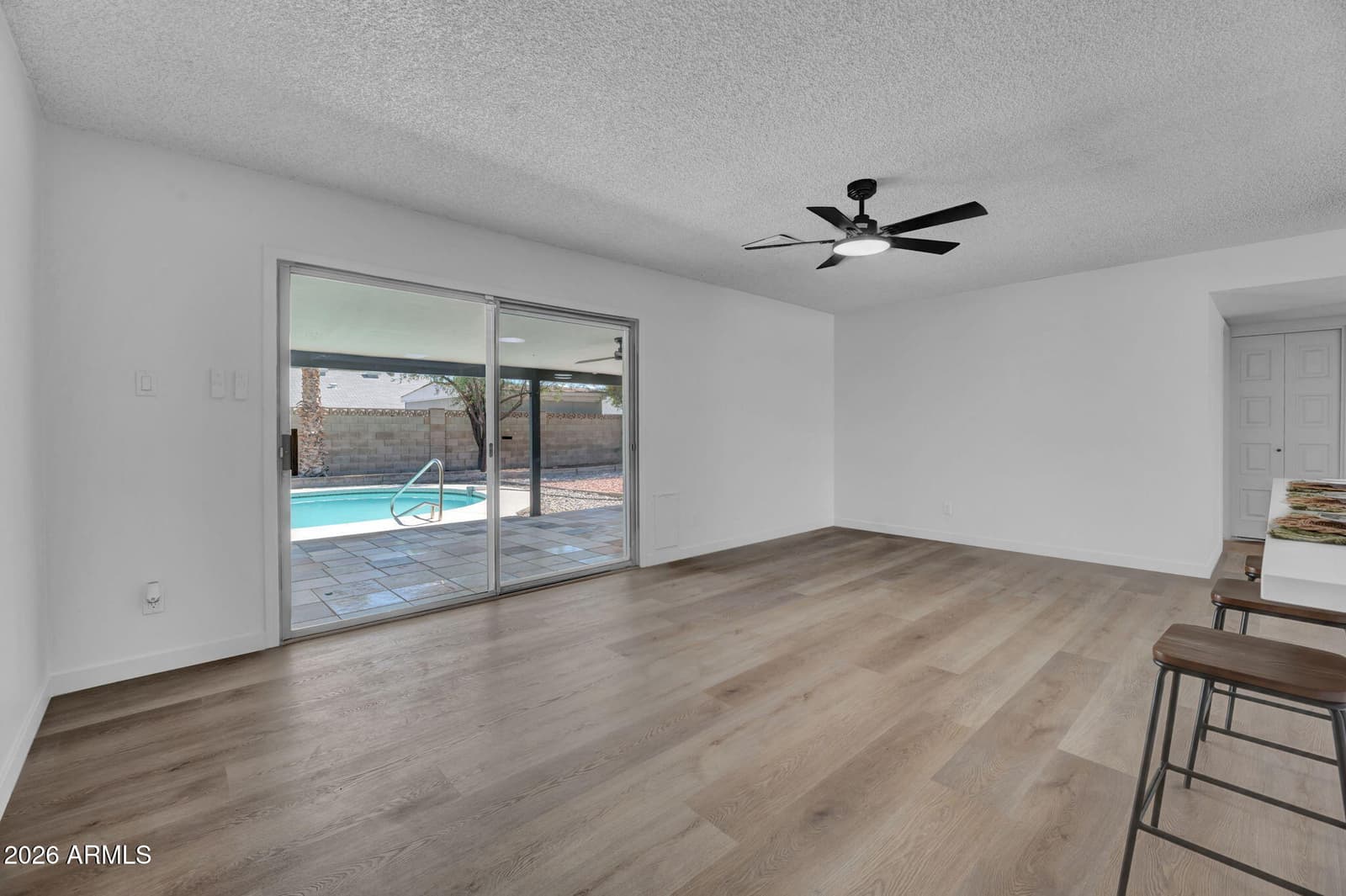 5215 W HEARN Road, Glendale, AZ 85306 — photo 13 of 28