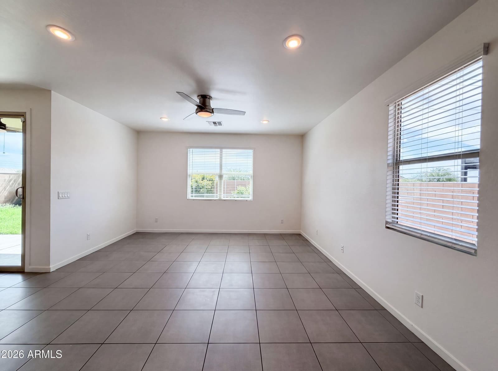 19914 N LAUREN Road, Maricopa, AZ 85138 — photo 3 of 23