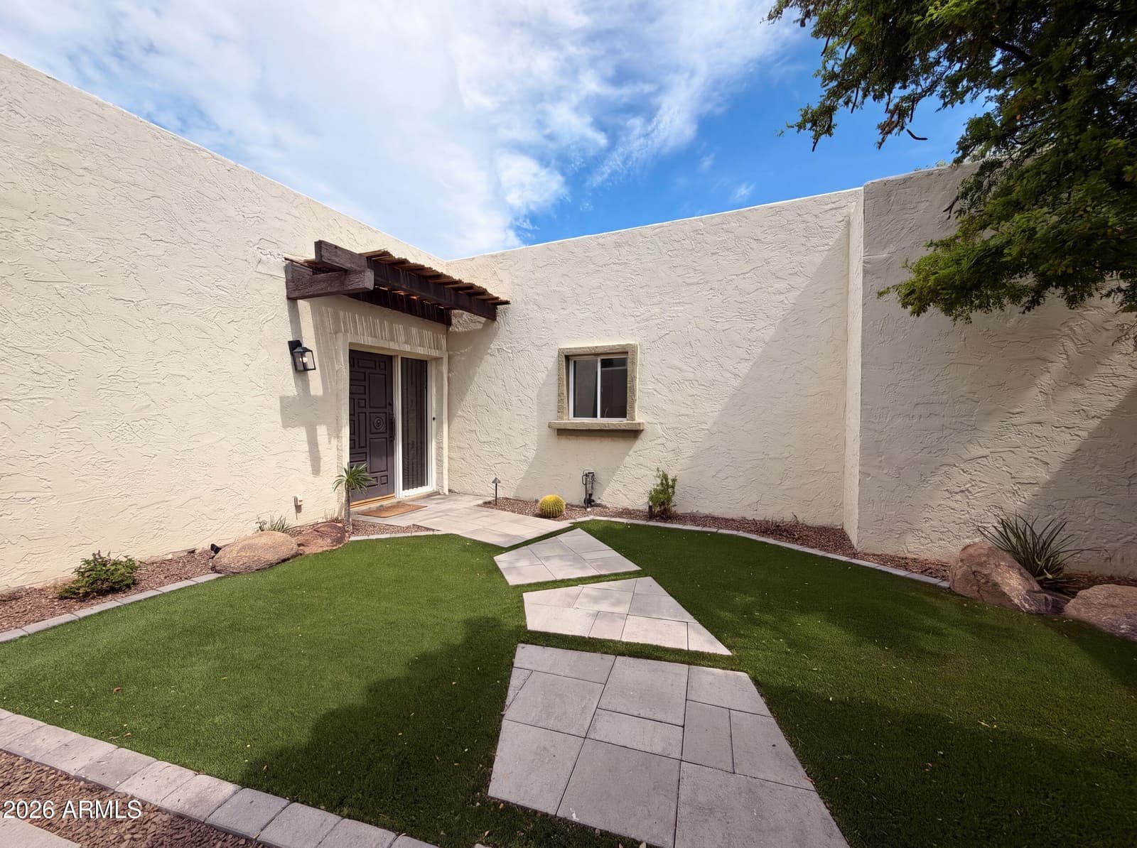 5341 N QUESTA TIERRA Drive, Phoenix, AZ 85012 — photo 2 of 27