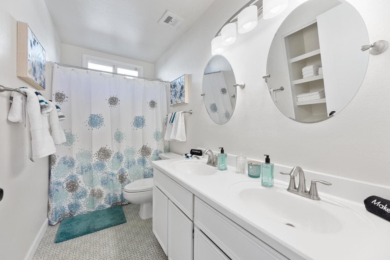 8307 E ARLINGTON Road, Scottsdale, AZ 85250 — photo 17 of 25