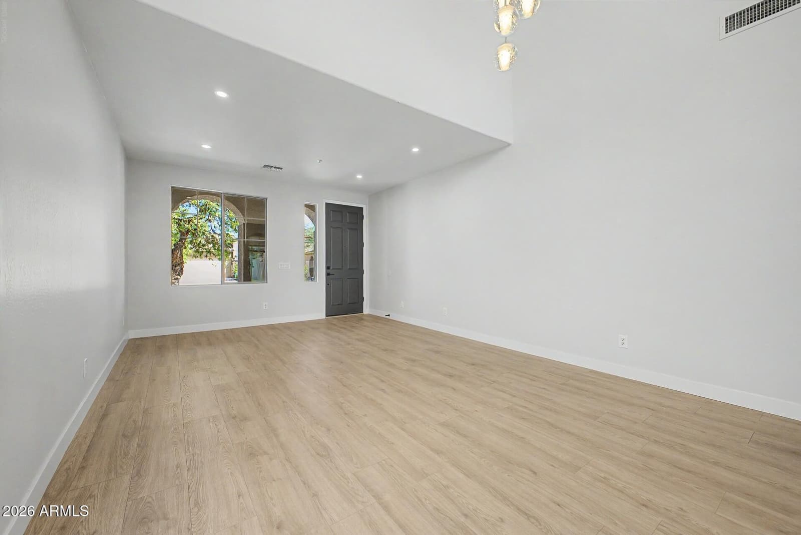 7062 W ANDREW Lane, Peoria, AZ 85383 — photo 13 of 51