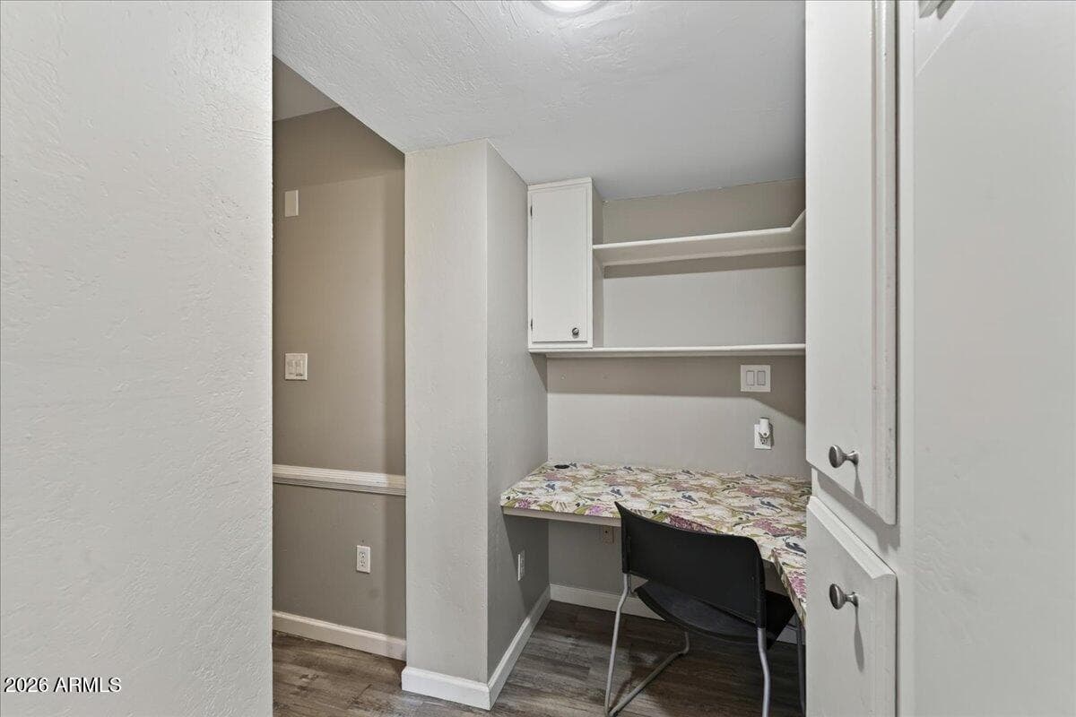 3135 W AUGUSTA Avenue, Phoenix, AZ 85051 — photo 13 of 31