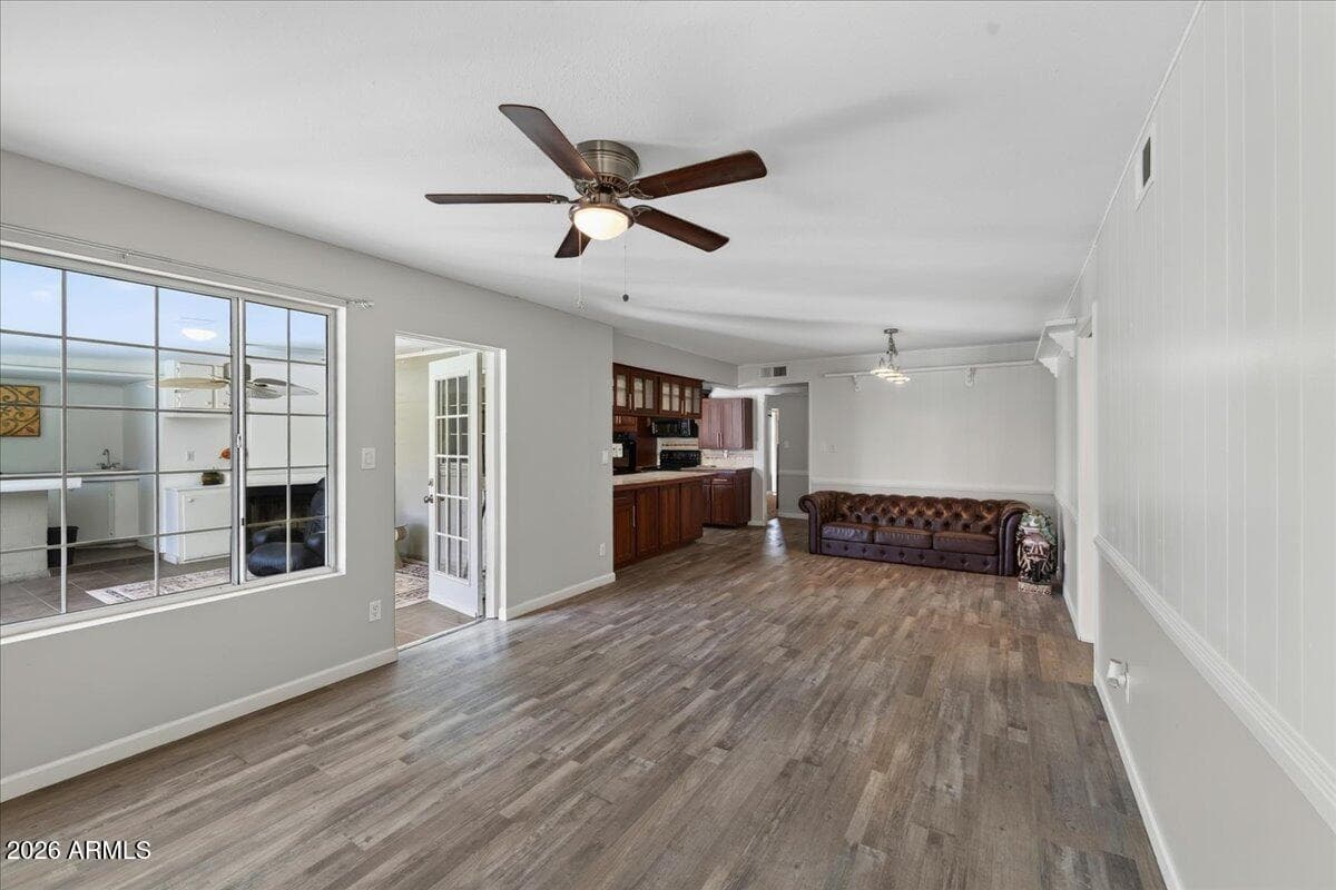 3135 W AUGUSTA Avenue, Phoenix, AZ 85051 — photo 16 of 31