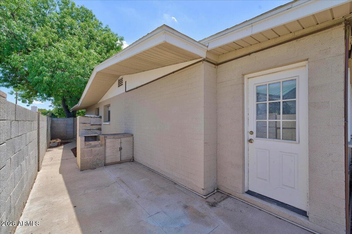 3135 W AUGUSTA Avenue, Phoenix, AZ 85051 — photo 25 of 31
