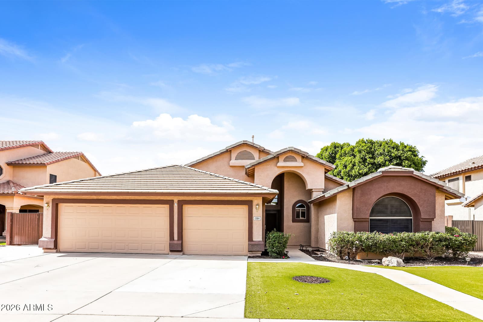 1384 E TOLEDO Street, Gilbert, AZ 85295