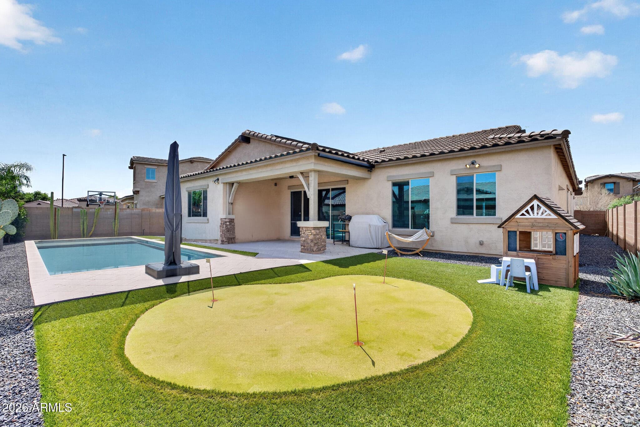 992 E PARKVIEW Drive, Gilbert, AZ 85295 — photo 46 of 67