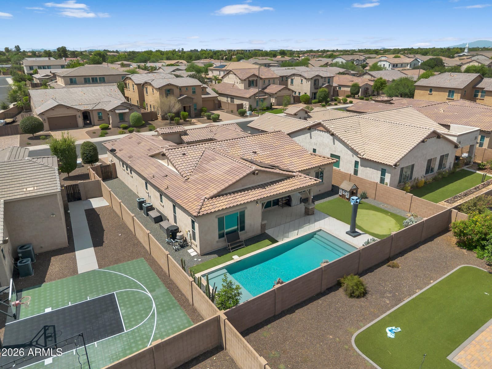 992 E PARKVIEW Drive, Gilbert, AZ 85295 — photo 50 of 67