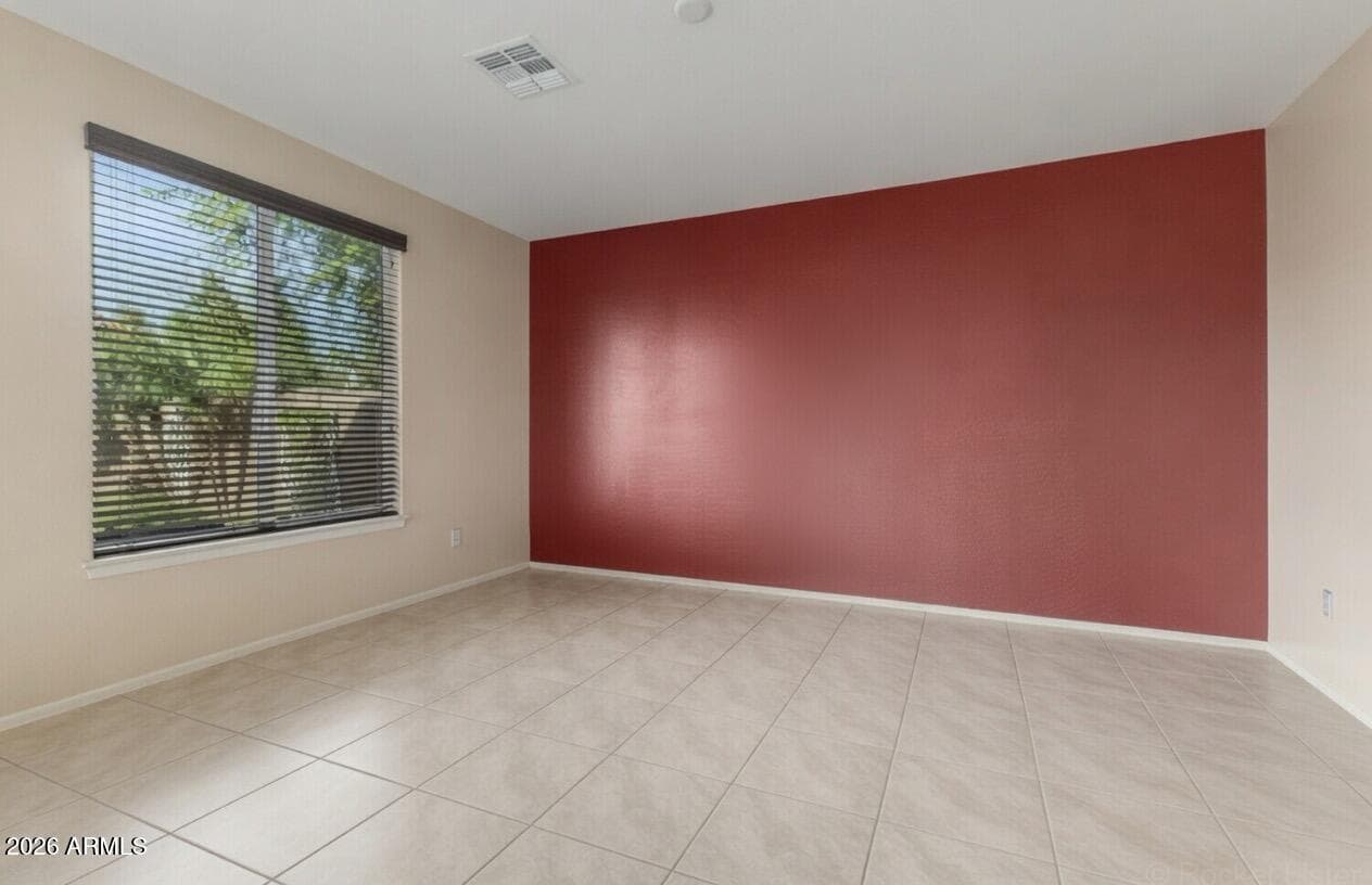 4730 W GELDING Drive, Glendale, AZ 85306 — photo 13 of 39