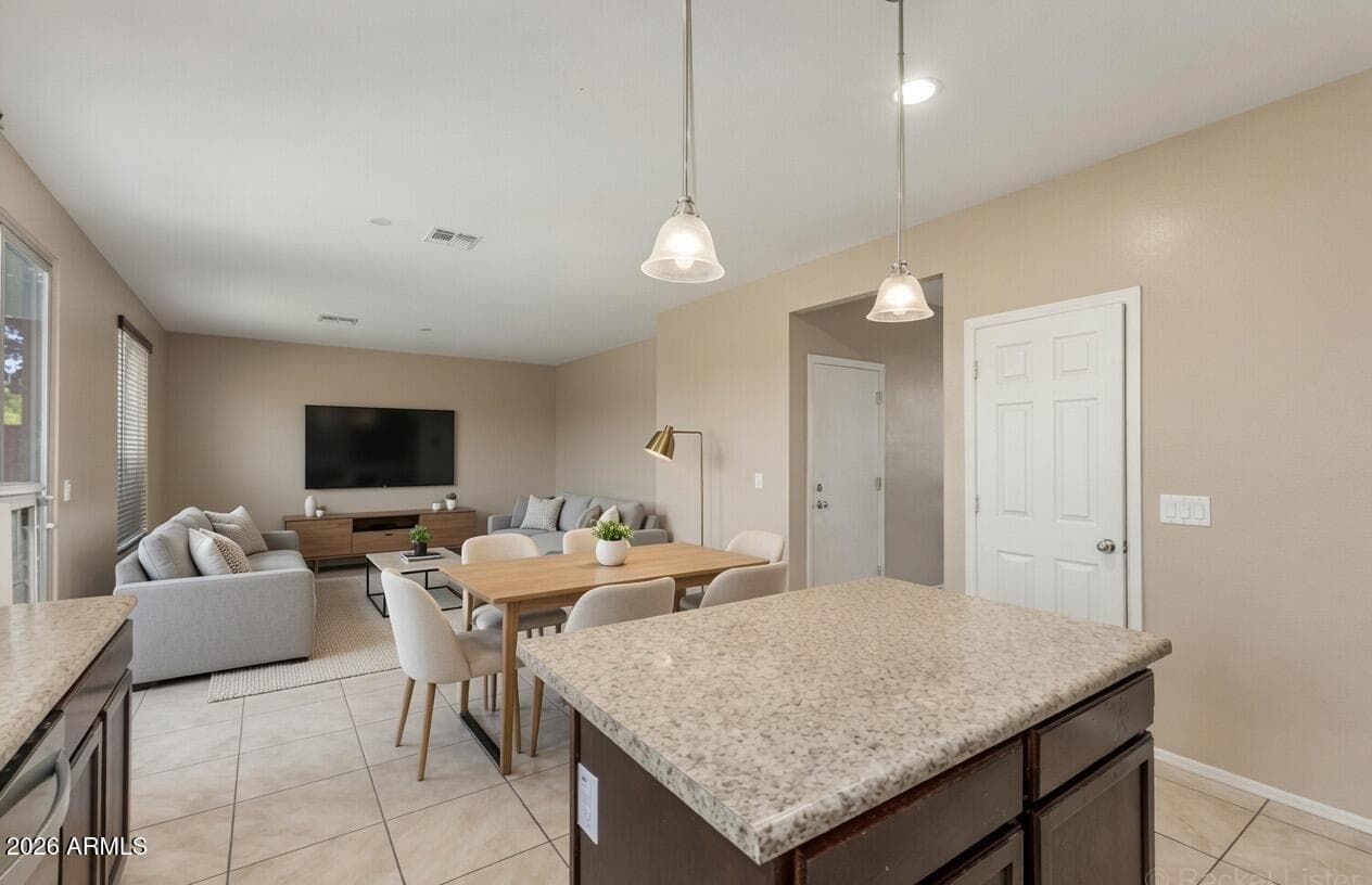 4730 W GELDING Drive, Glendale, AZ 85306 — photo 9 of 39