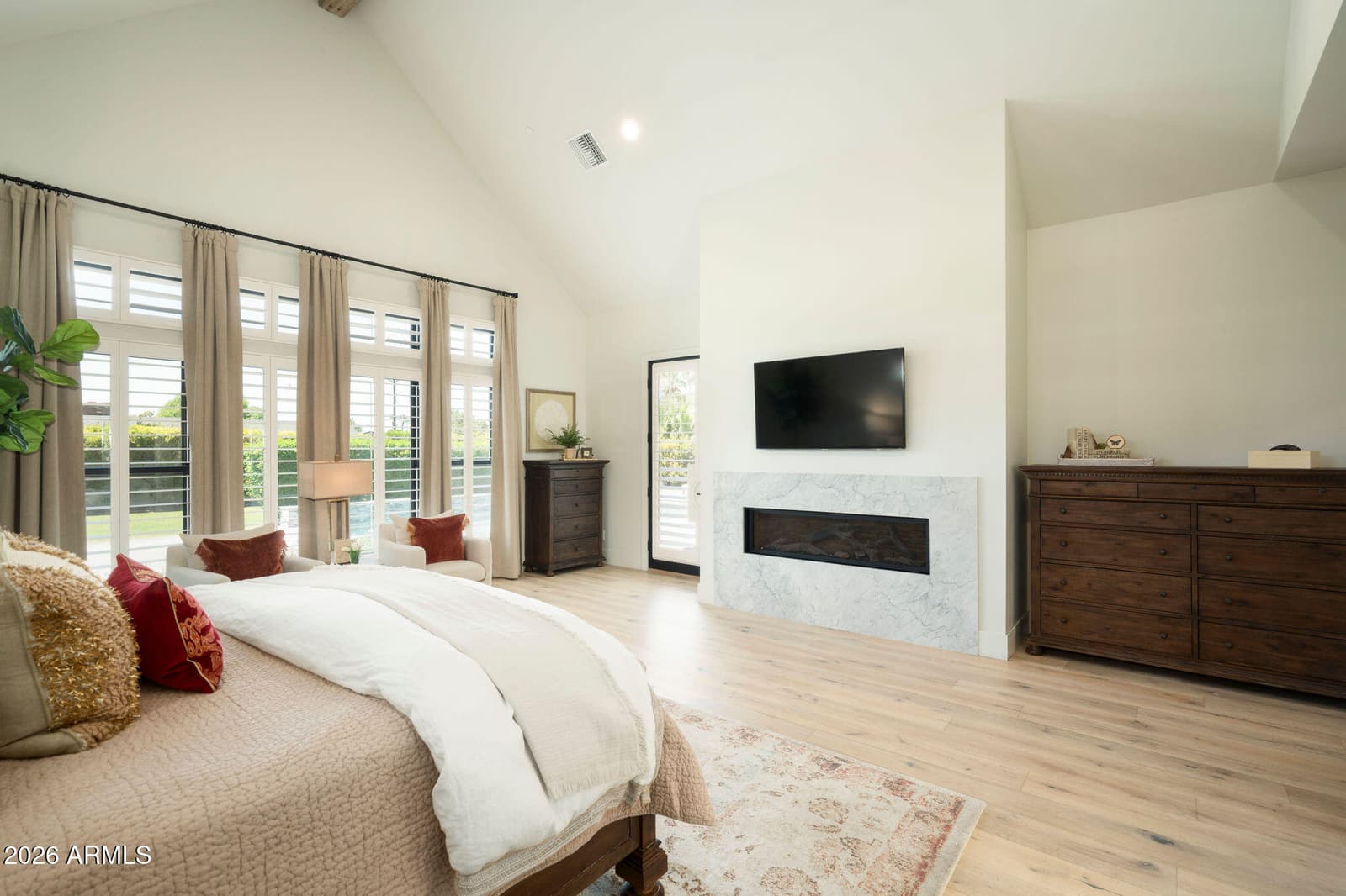 5605 E LAFAYETTE Boulevard, Phoenix, AZ 85018 — photo 12 of 54