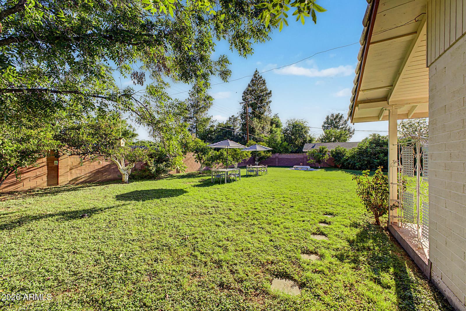 1001 W KALER Drive, Phoenix, AZ 85021 — photo 13 of 86