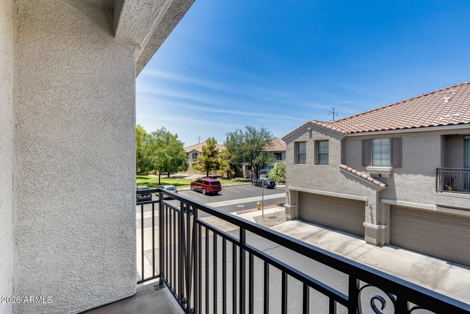 2941 E DARROW Street, Phoenix, AZ 85042 — photo 5 of 49