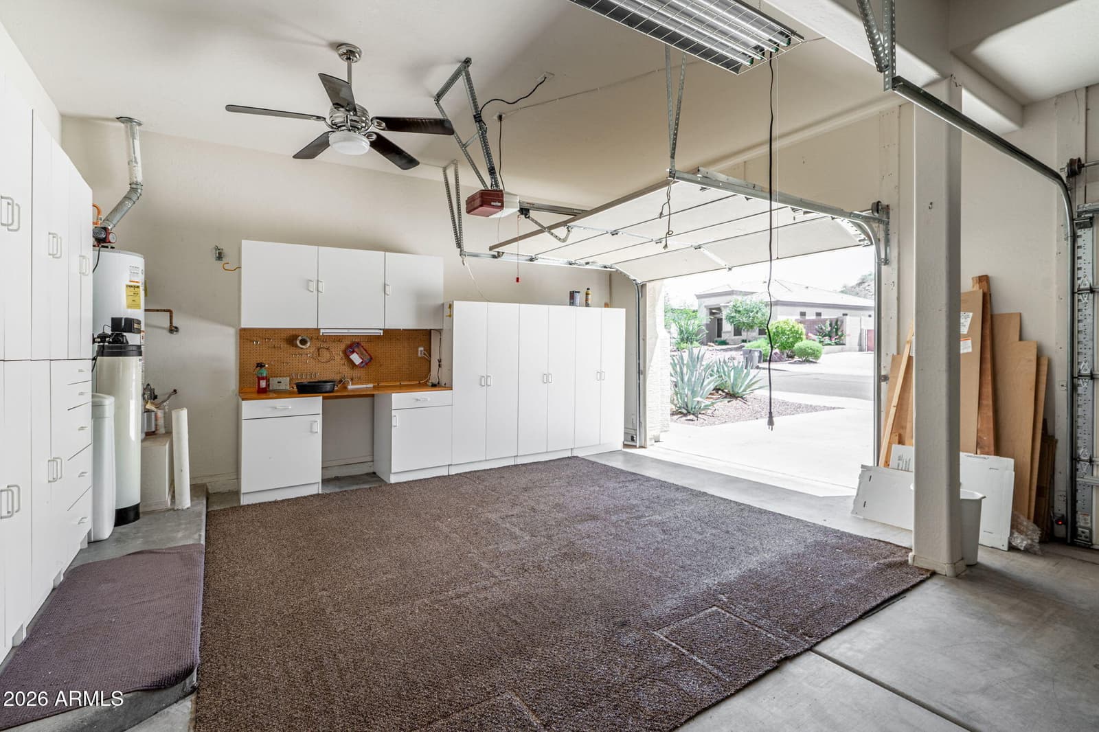 1304 N 86TH Place, Mesa, AZ 85207 — photo 9 of 44