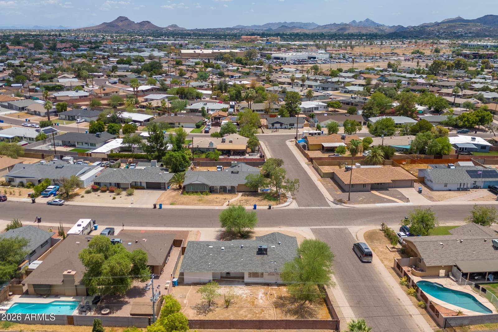 2290 W VILLAGE Drive, Phoenix, AZ 85023 — photo 20 of 38
