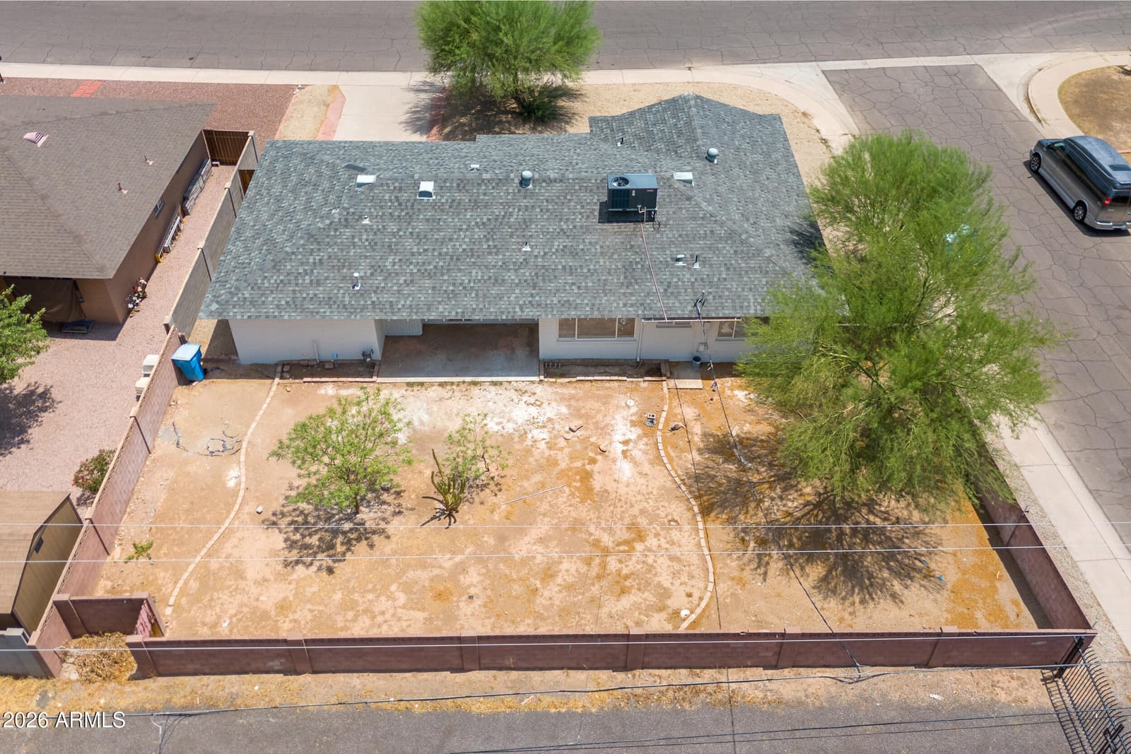 2290 W VILLAGE Drive, Phoenix, AZ 85023 — photo 25 of 38