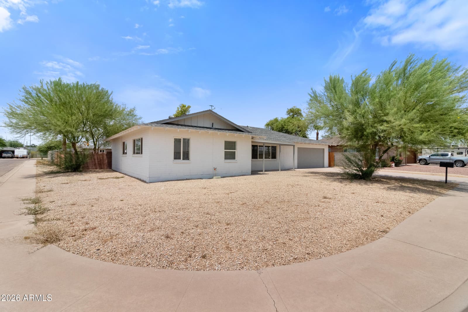 2290 W VILLAGE Drive, Phoenix, AZ 85023 — photo 27 of 38