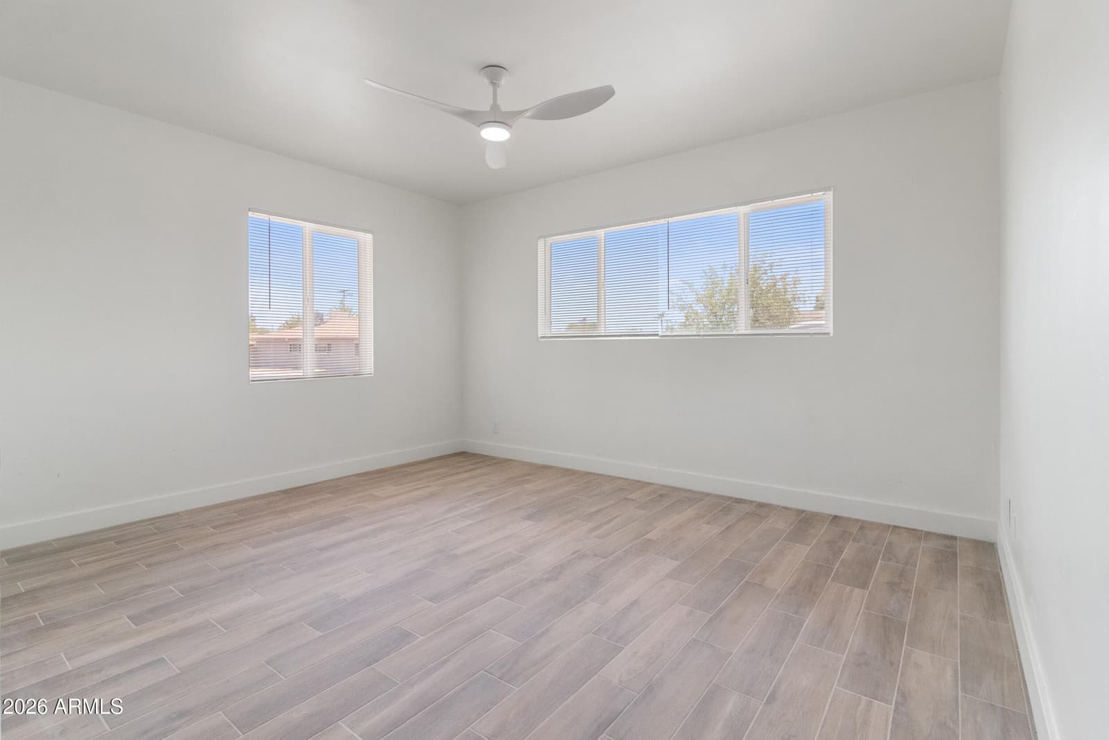 2290 W VILLAGE Drive, Phoenix, AZ 85023 — photo 32 of 38