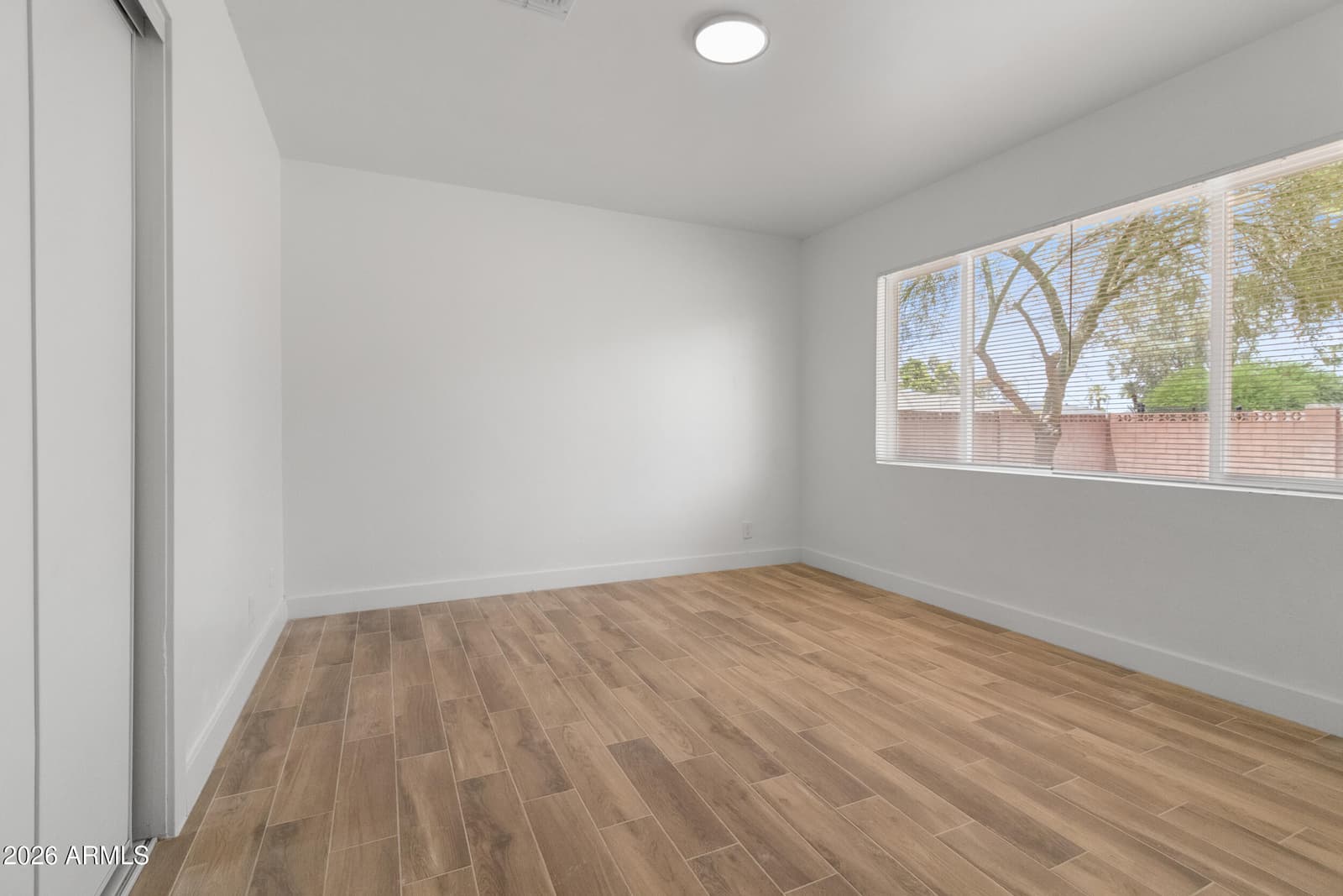 2290 W VILLAGE Drive, Phoenix, AZ 85023 — photo 17 of 38