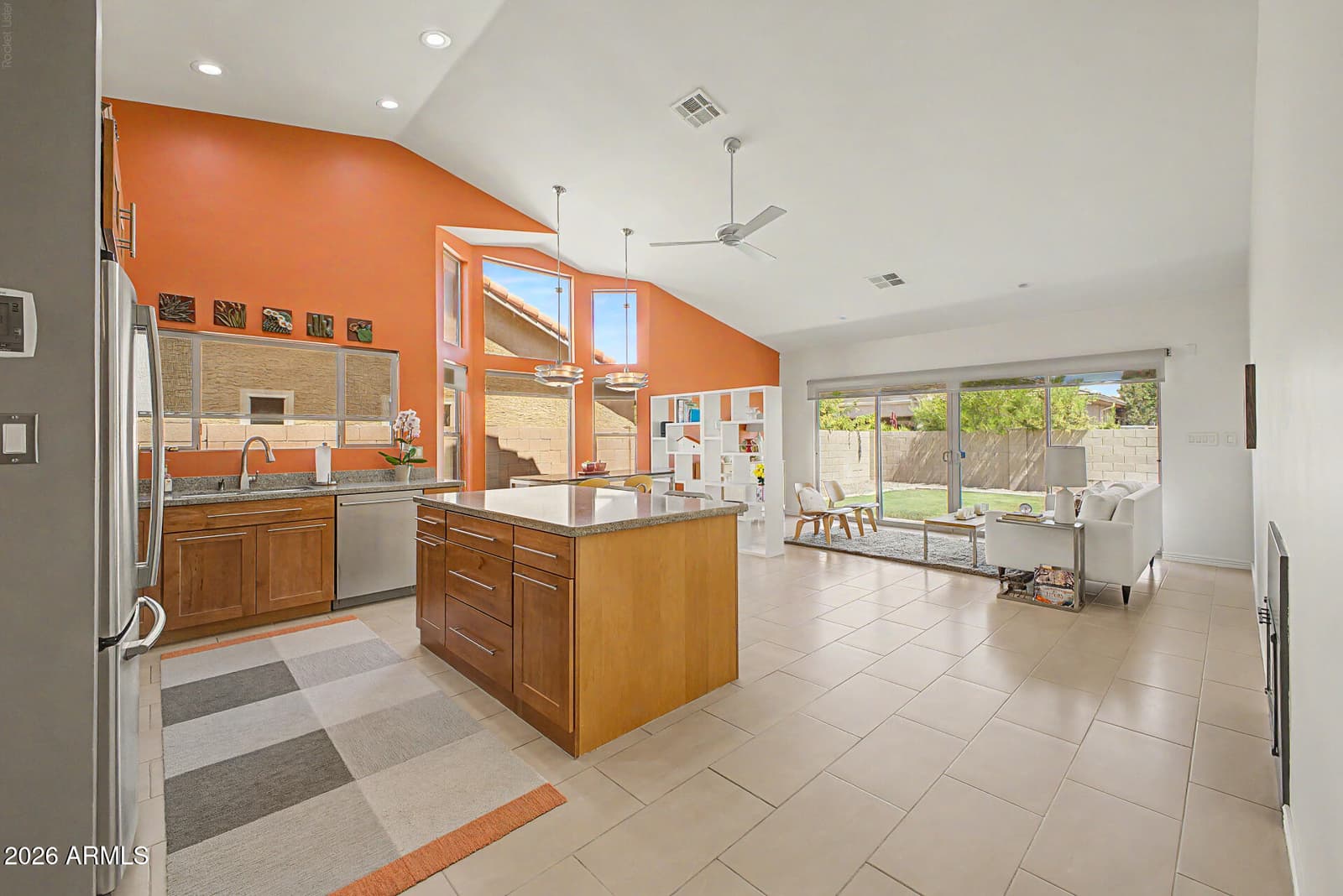1008 W Barcelona Drive, Gilbert, AZ 85233 — photo 4 of 48