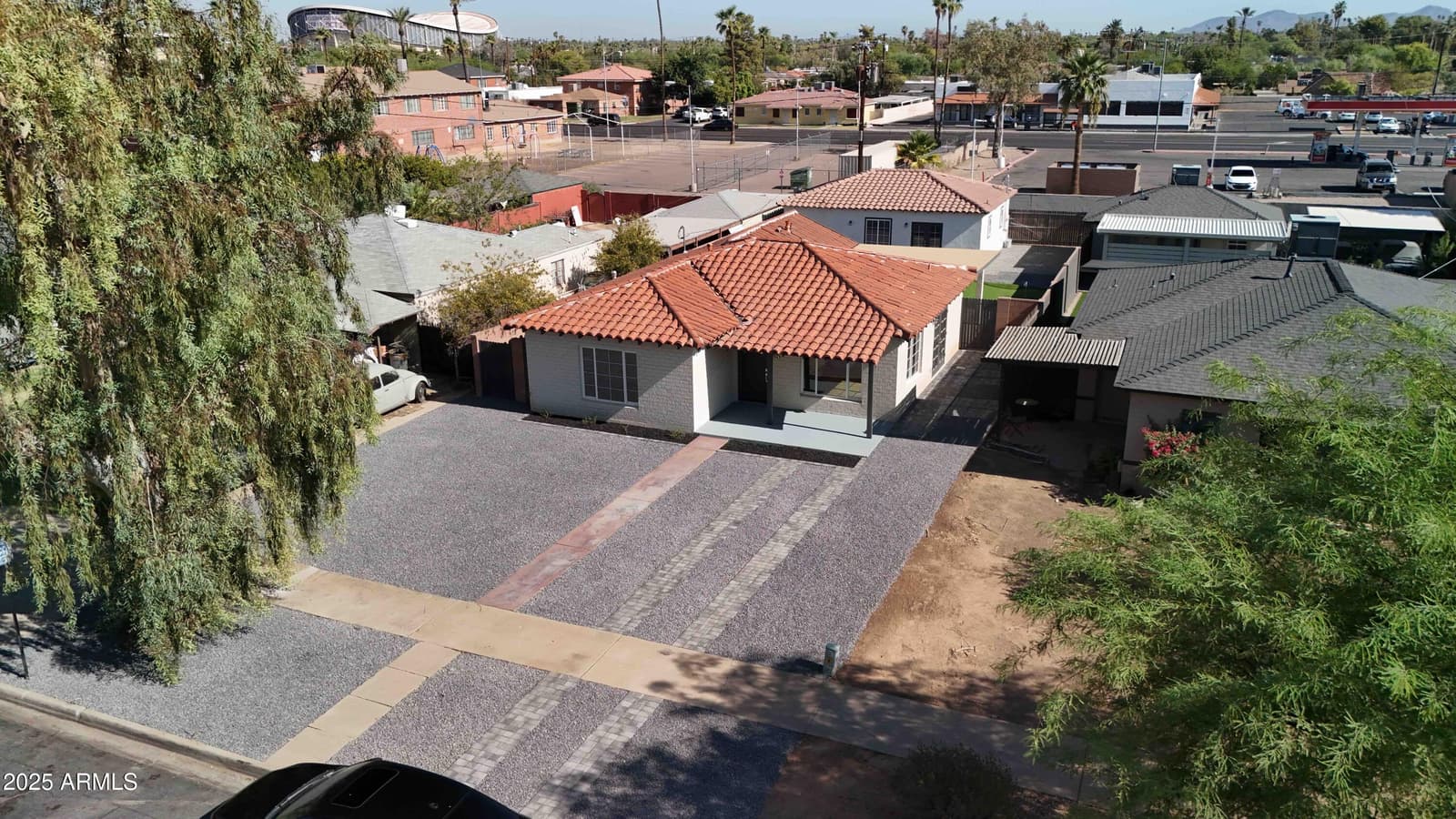 1514 W LYNWOOD Street, Phoenix, AZ 85007 — photo 7 of 74
