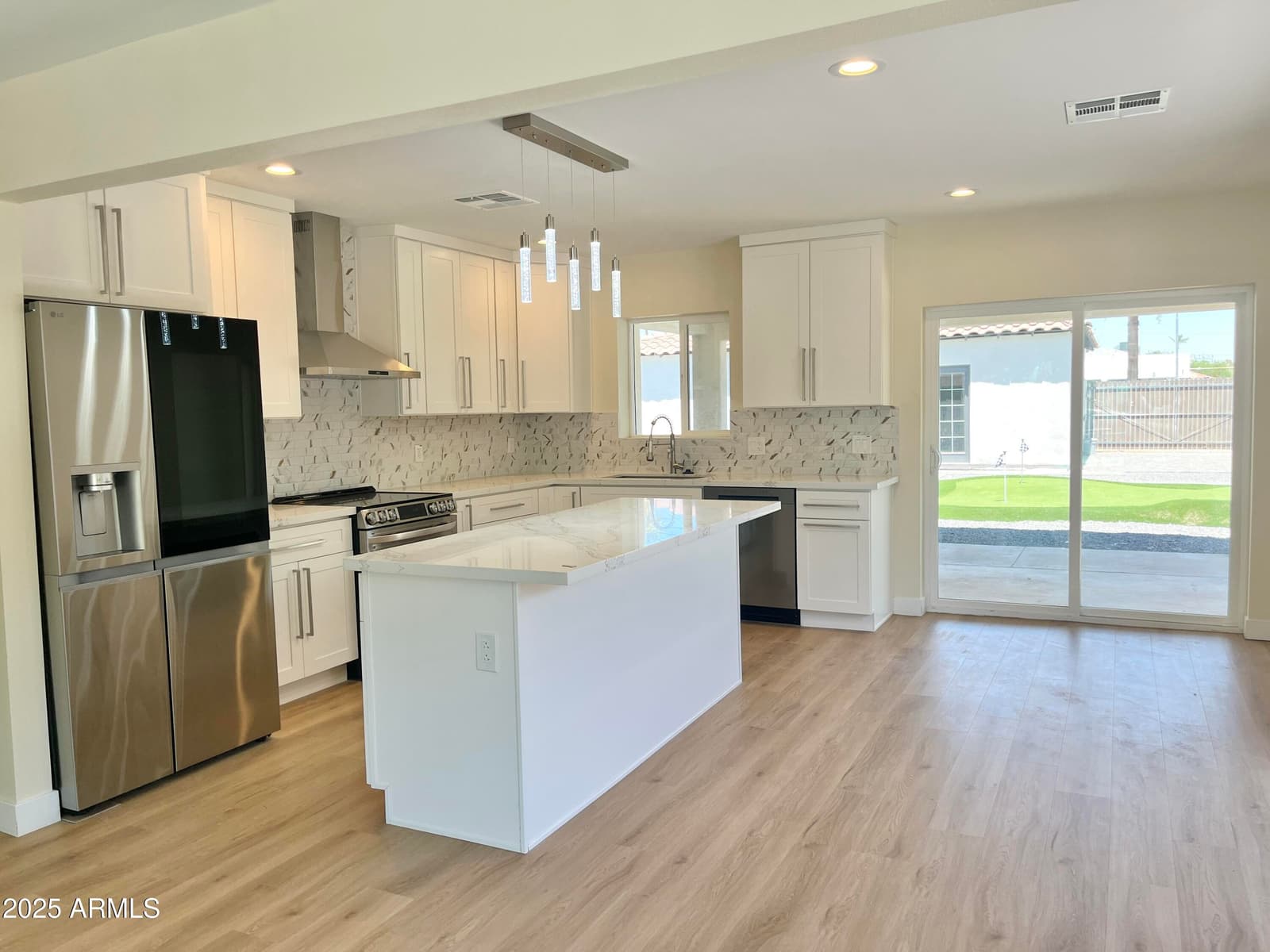 1514 W LYNWOOD Street, Phoenix, AZ 85007 — photo 14 of 74