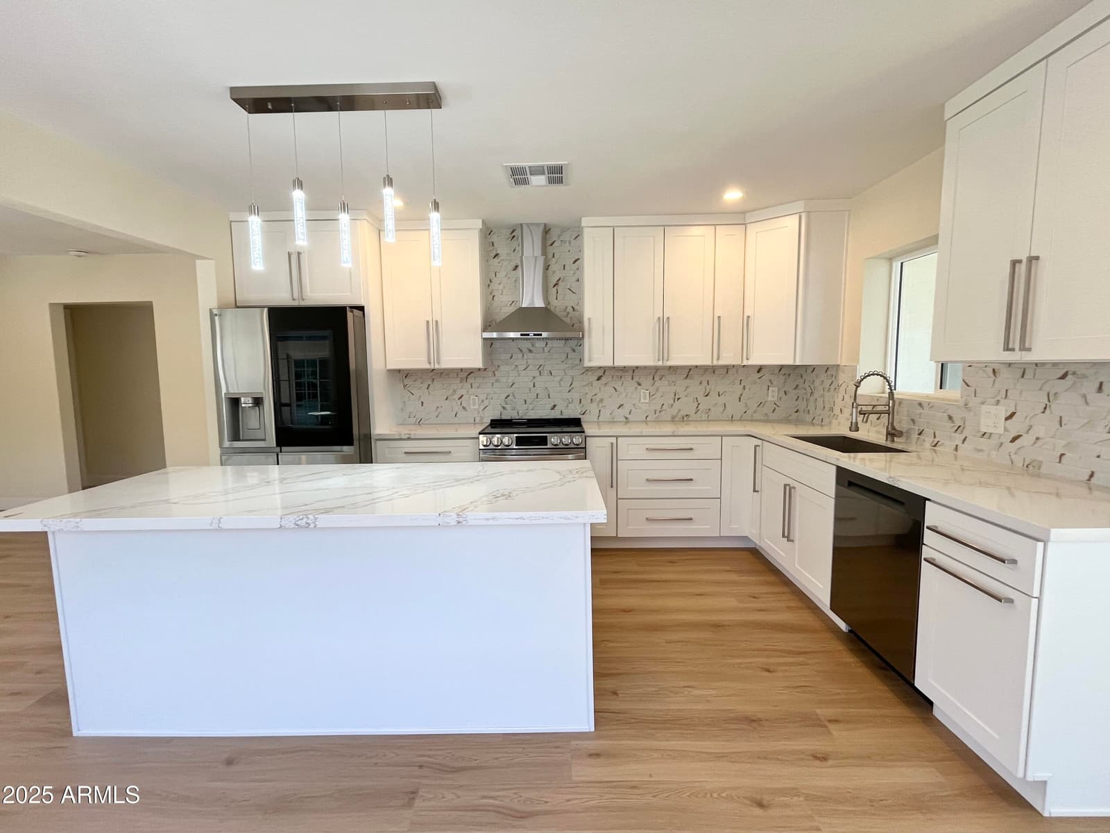 1514 W LYNWOOD Street, Phoenix, AZ 85007 — photo 15 of 74