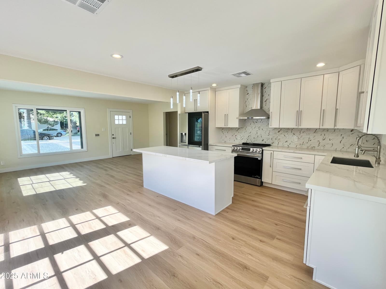 1514 W LYNWOOD Street, Phoenix, AZ 85007 — photo 47 of 74